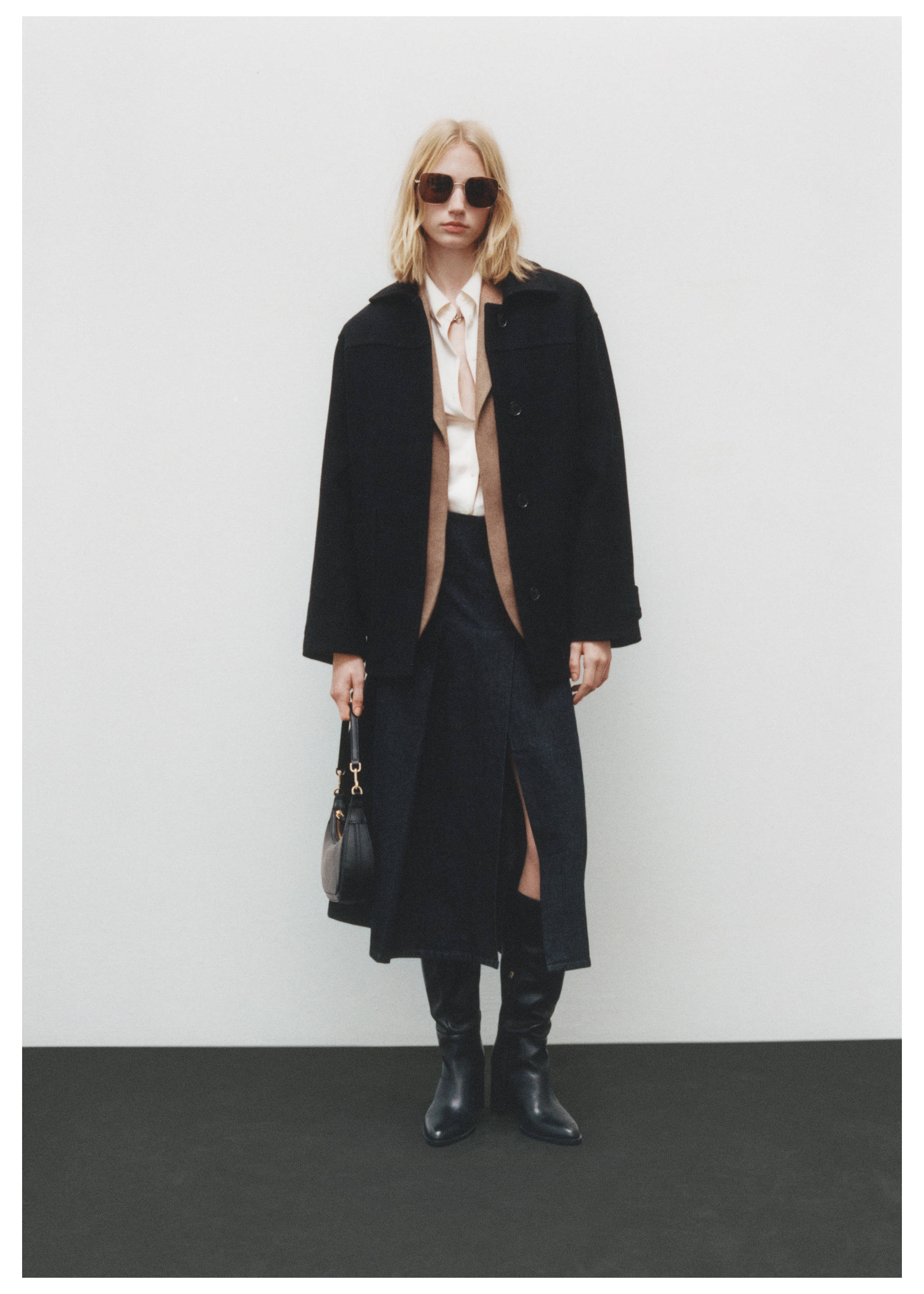 Rinse-wash midi-skirt with buckle - Details of the article 3, Open Blue. Ref: 87073277-00.