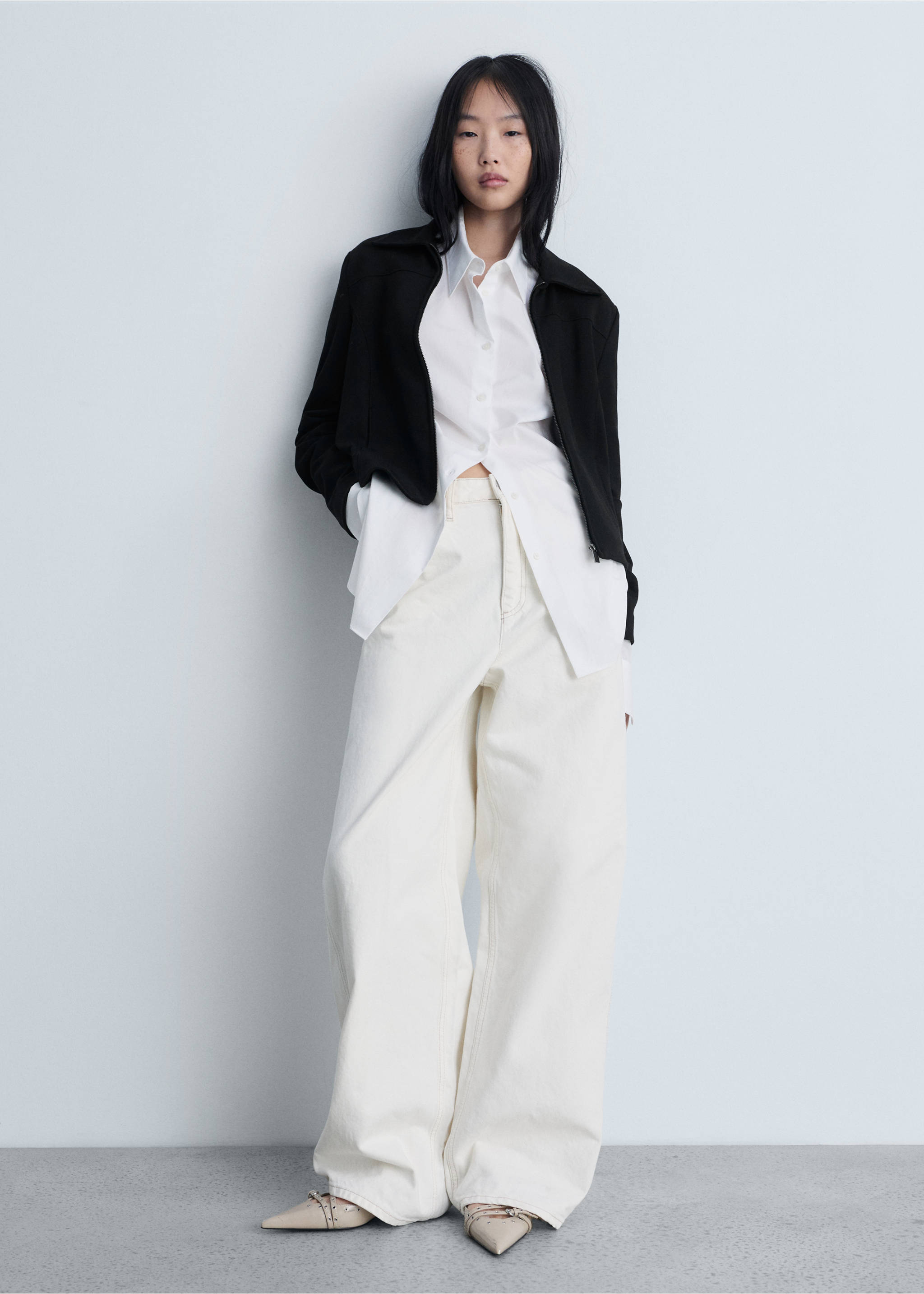 Zipper fitted jacket - Details of the article 2, Black. Ref: 87073284-00.
