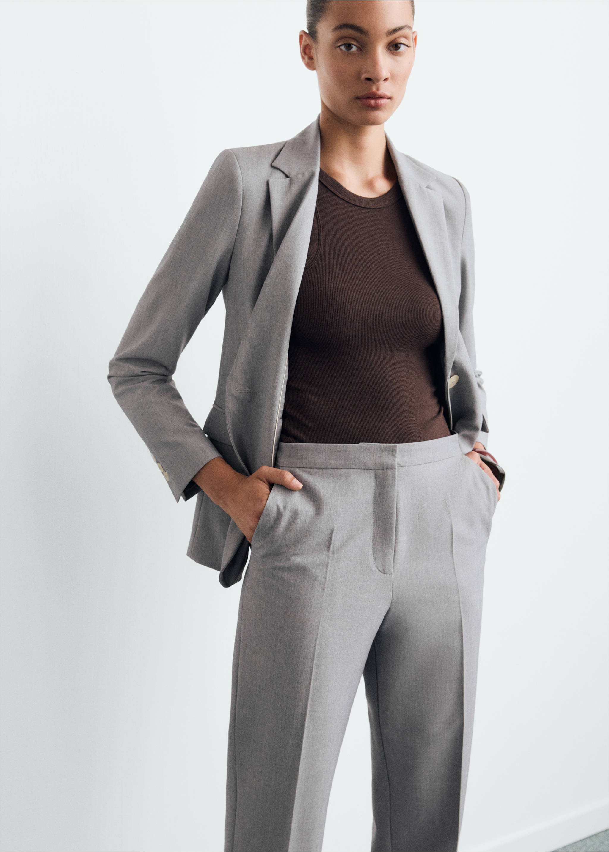 Straight suit trousers - Details of the article 1, Grey. Ref: 87073292-00.
