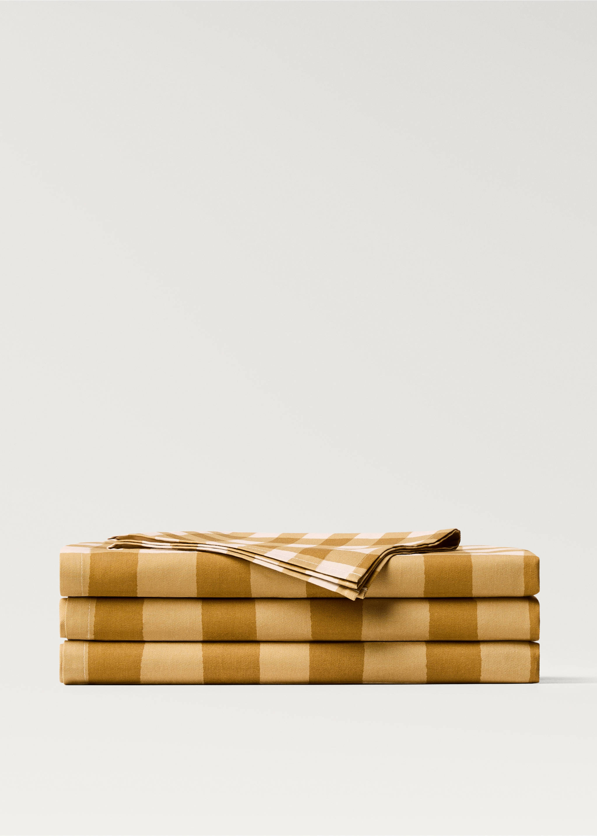 Cotton check napkins - Details of the article 3, Medium Pink. Ref: 87073300-00.