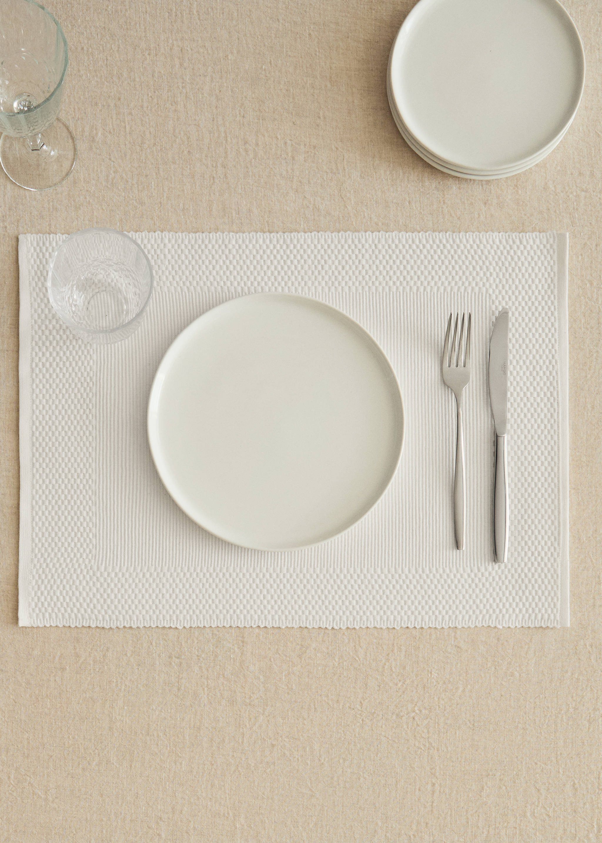 Cotton placemats with geometric pattern - General plane