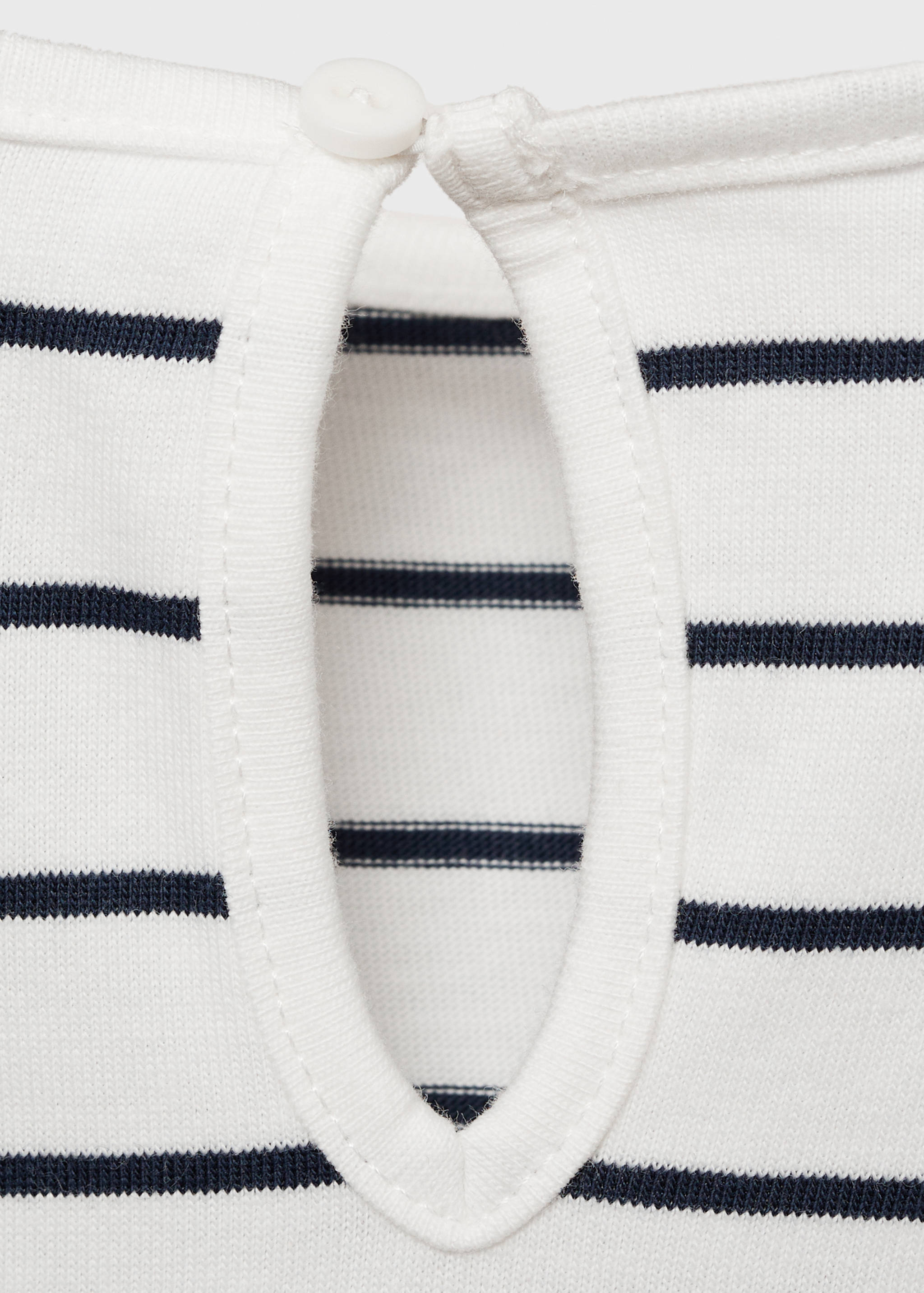 Randig bomullsklänning - Detaljer om artikeln 8