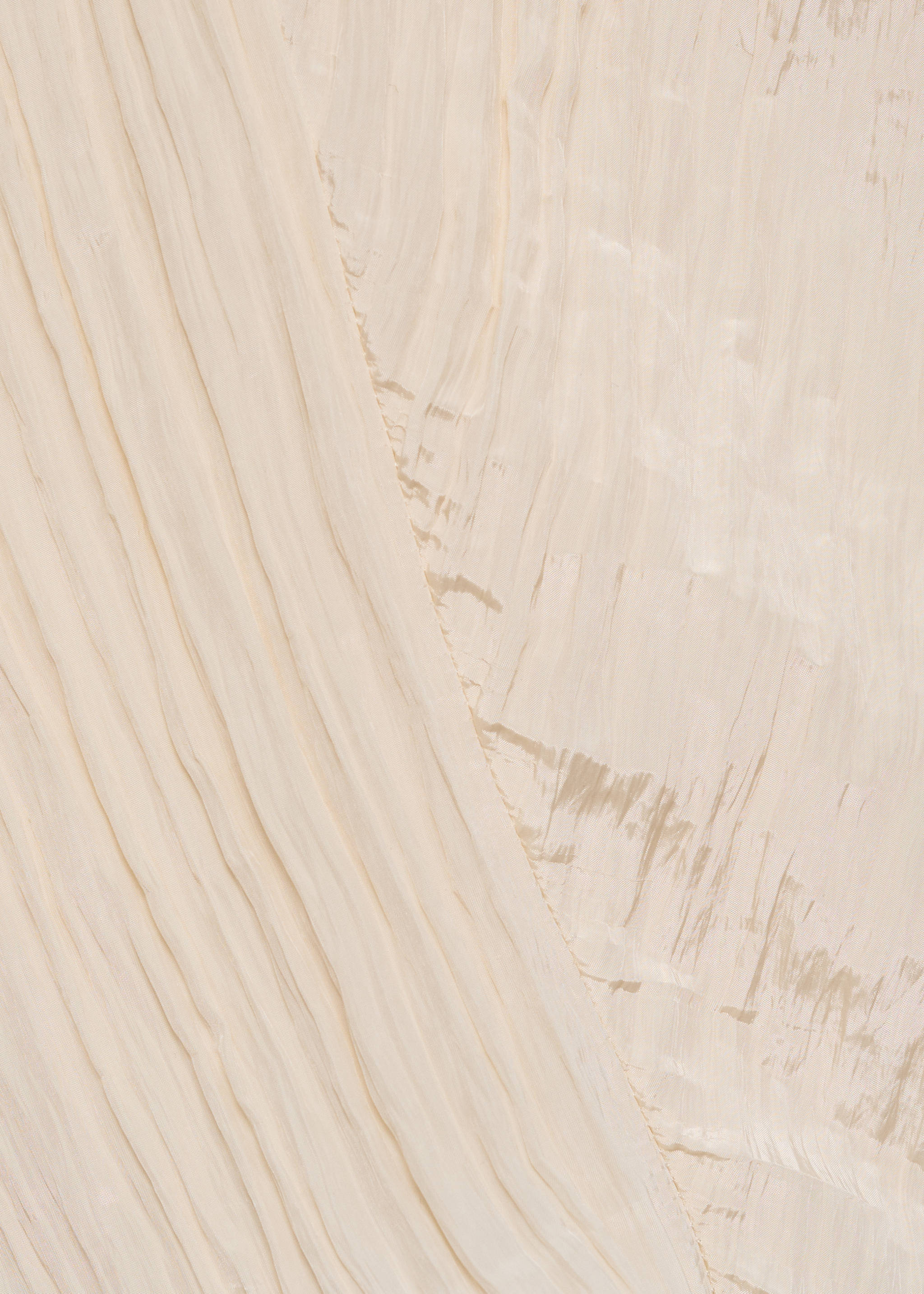 Wrinkled effect V-neck top - Details of the article 0