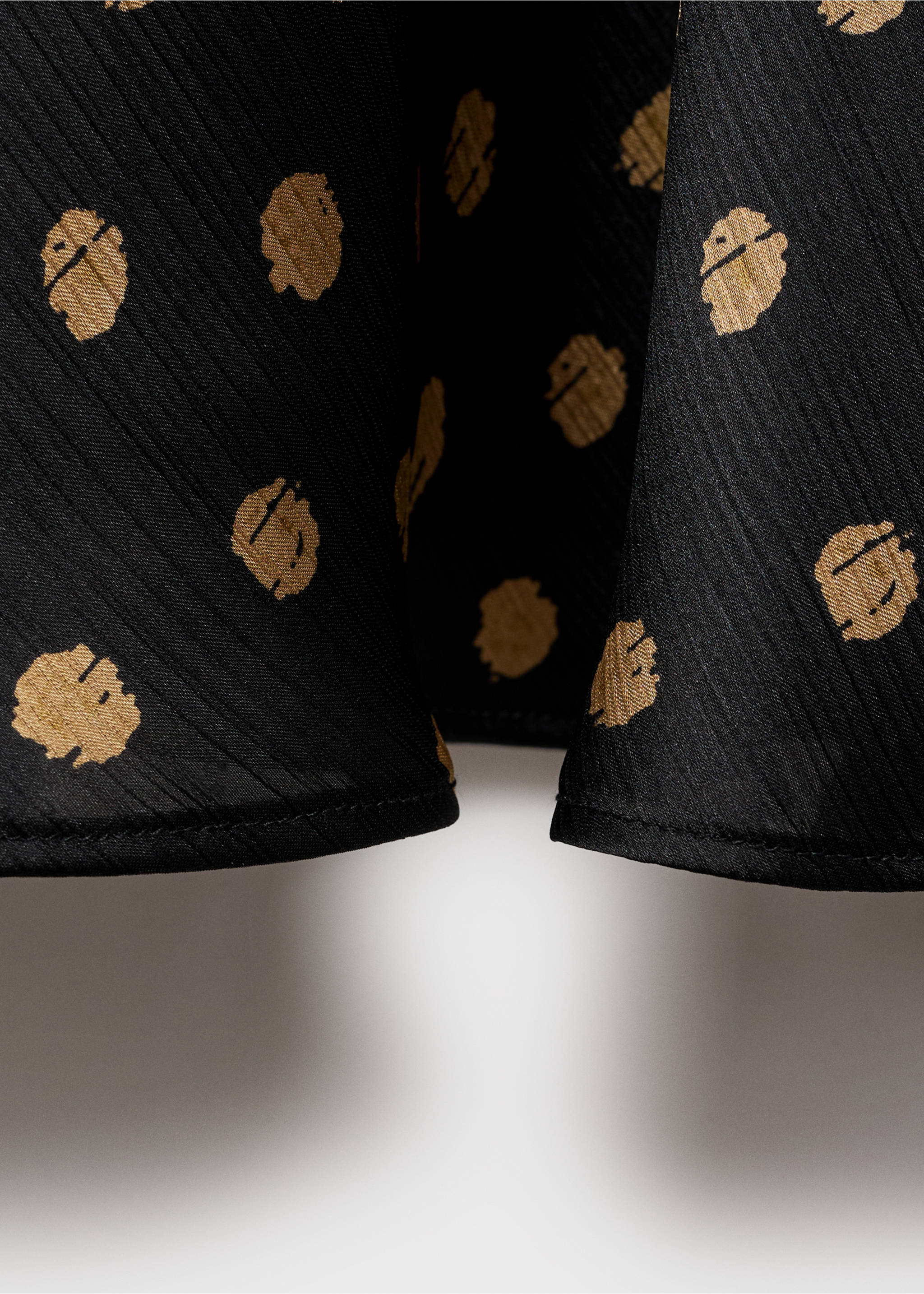 Falda midi topos - Detalle del artículo 0, Negro. Ref: 87074069-00.