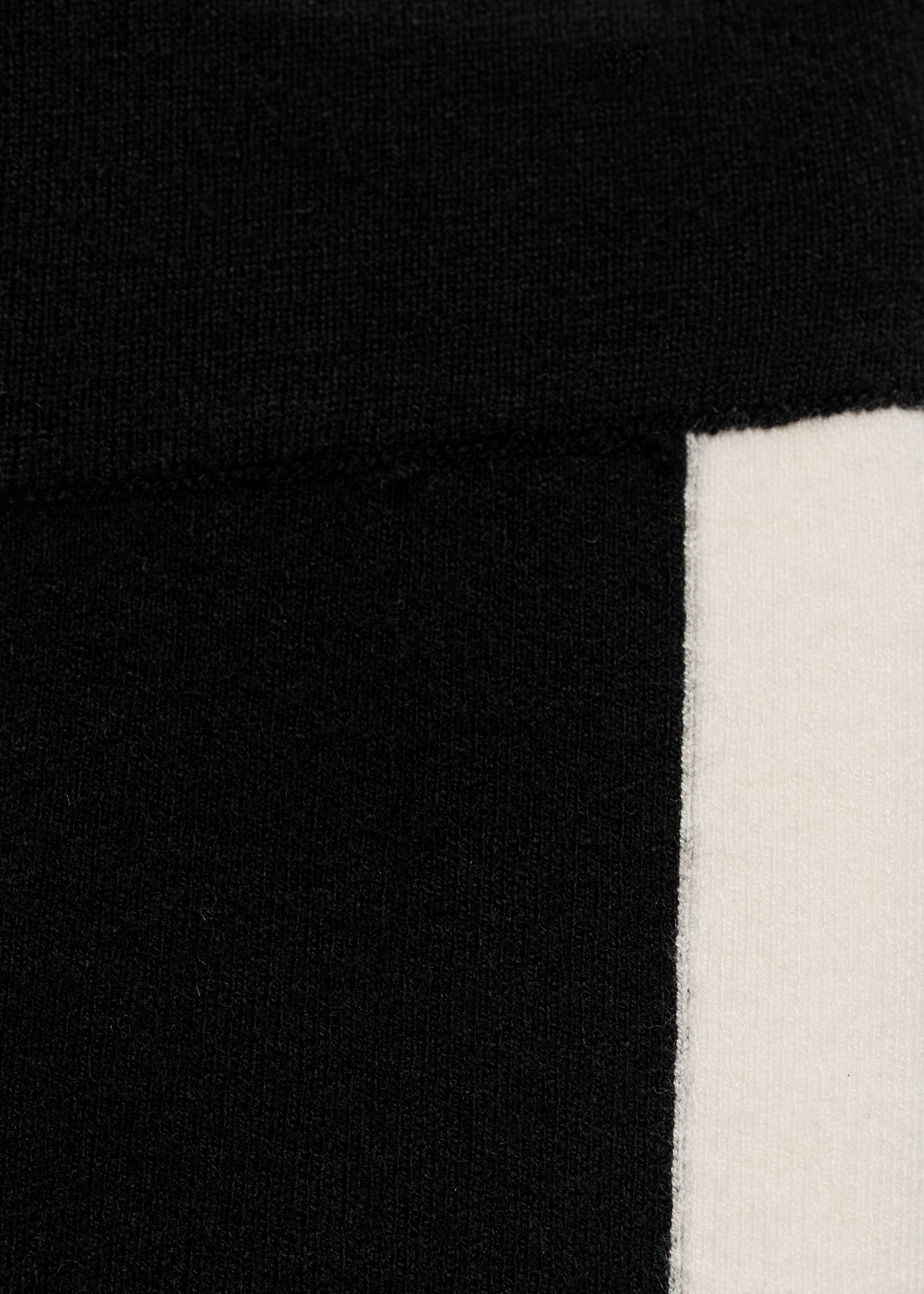 Pantaloni din tricot cu dungi contrastante - Detaliu al articolului 8