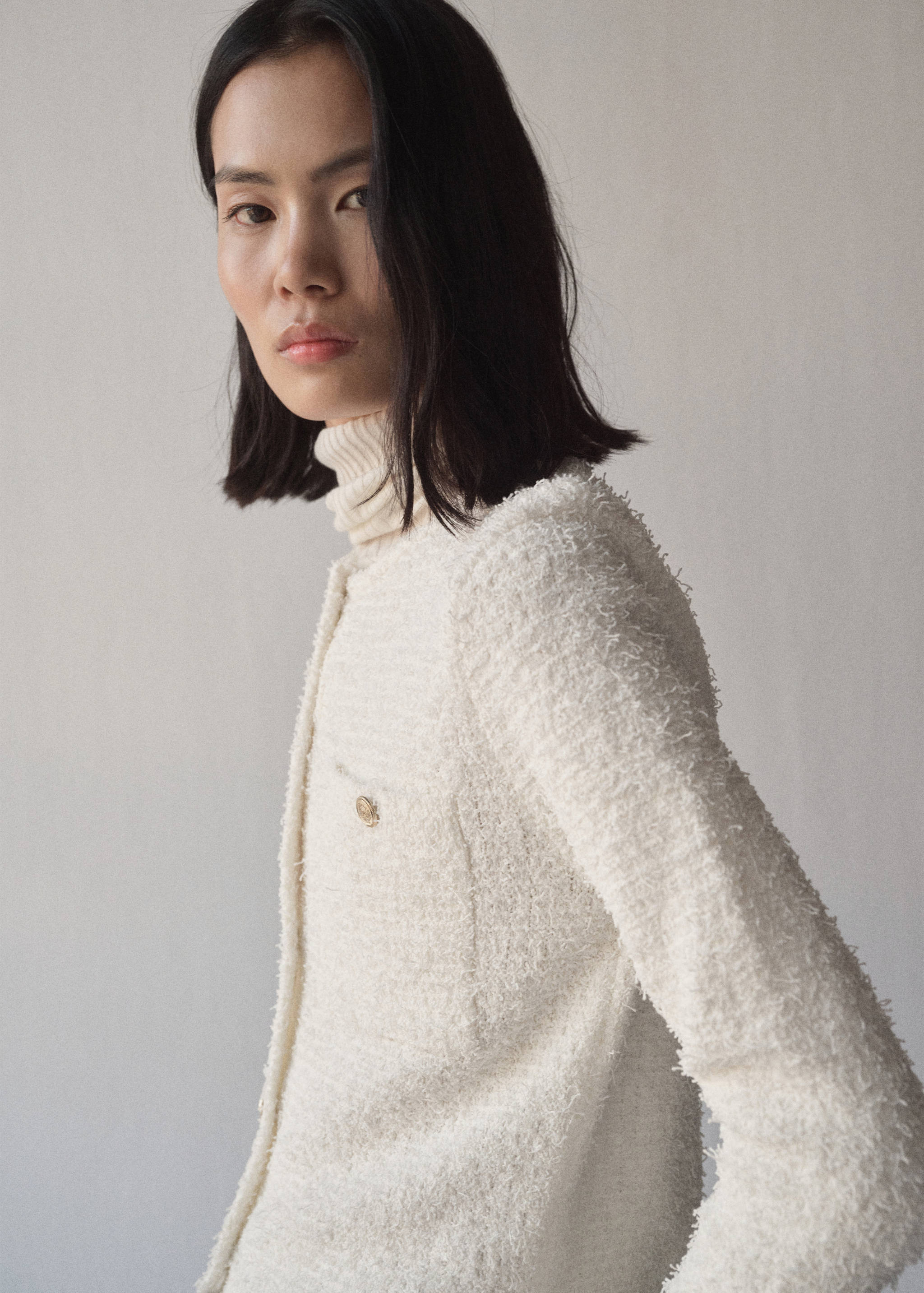 Żakiet tweedowy z ozdobnymi guzikami - Szczegóły artykułu 1