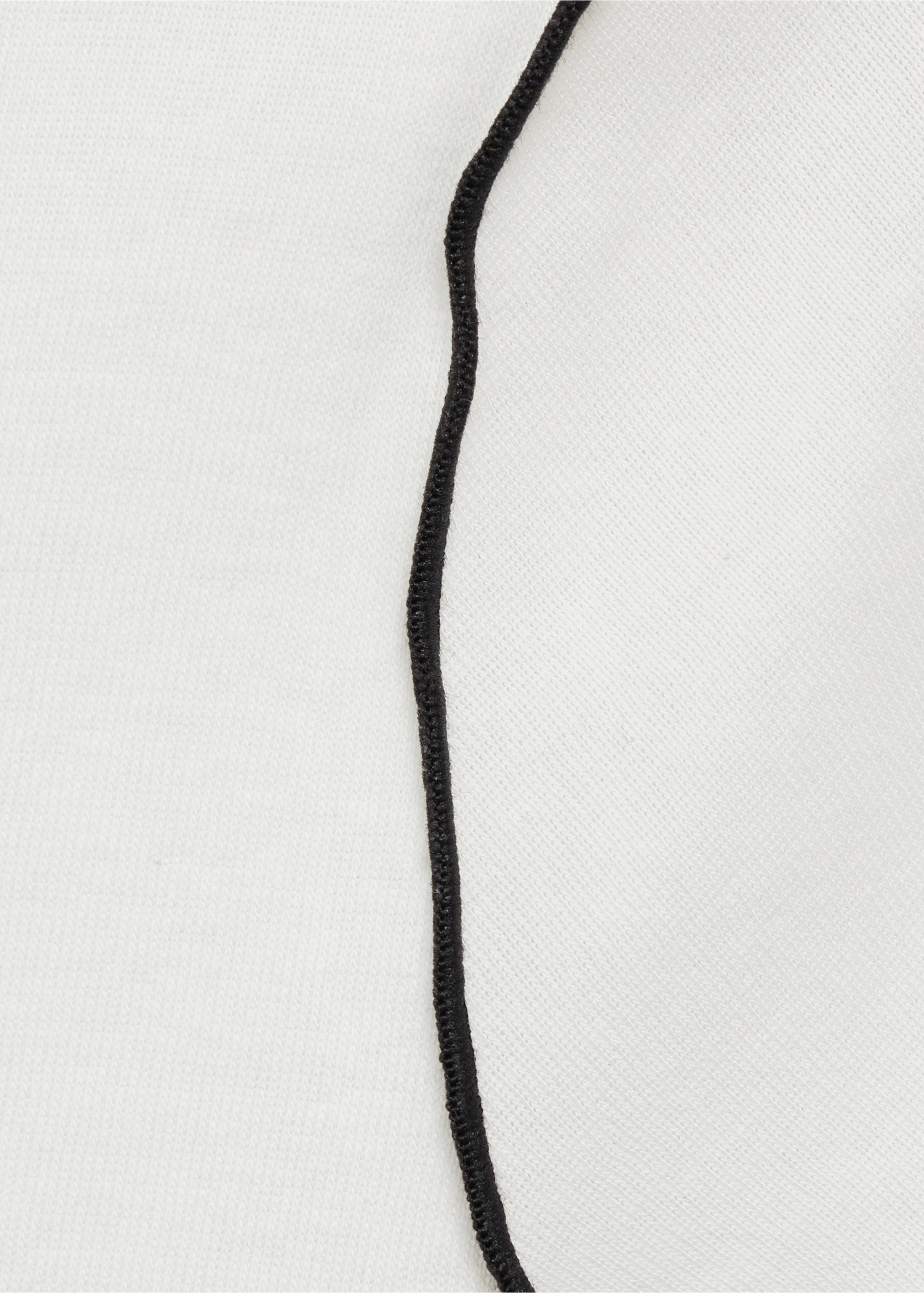 Crop top t-shirt with contrasting trim - Details of the article 0, White. Ref: 87074090-00.