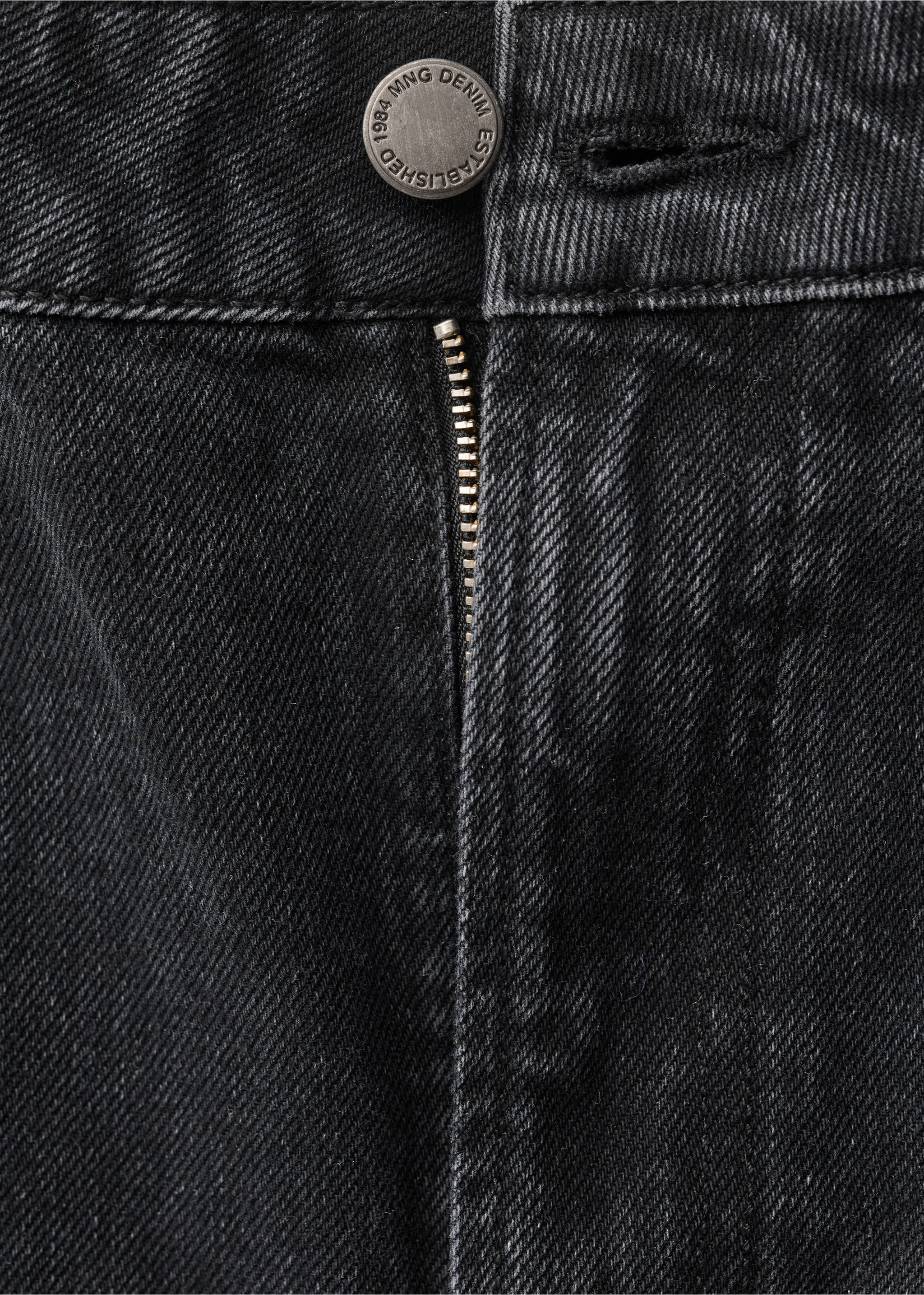 High waist straight jeans - Details of the article 8, Black denim. Ref: 87074091-00.