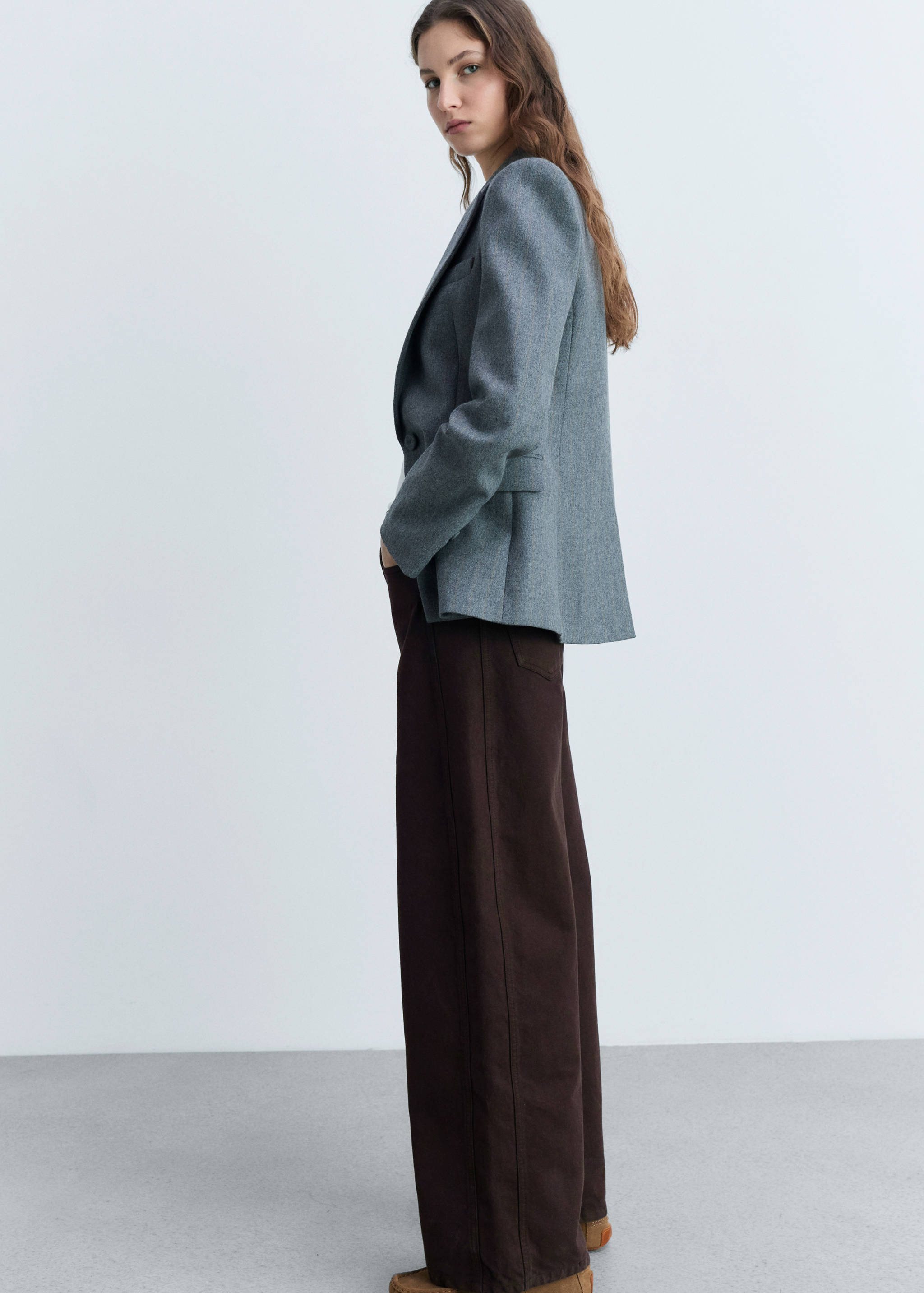 Jeans med ballongpassform och höd midja - Detaljer om artikeln 1