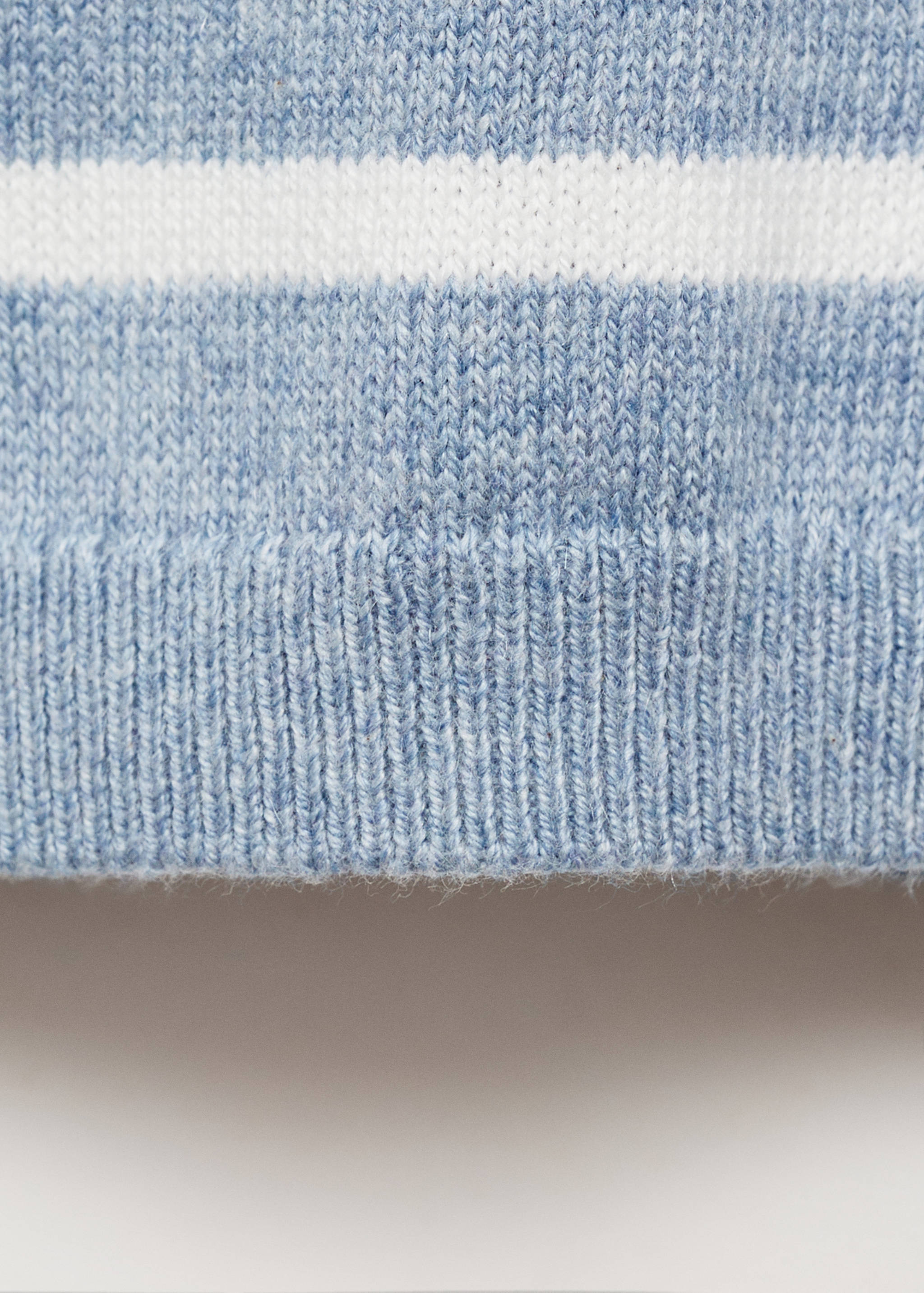 Gestreifter Strickpullover - Detail des Artikels 0