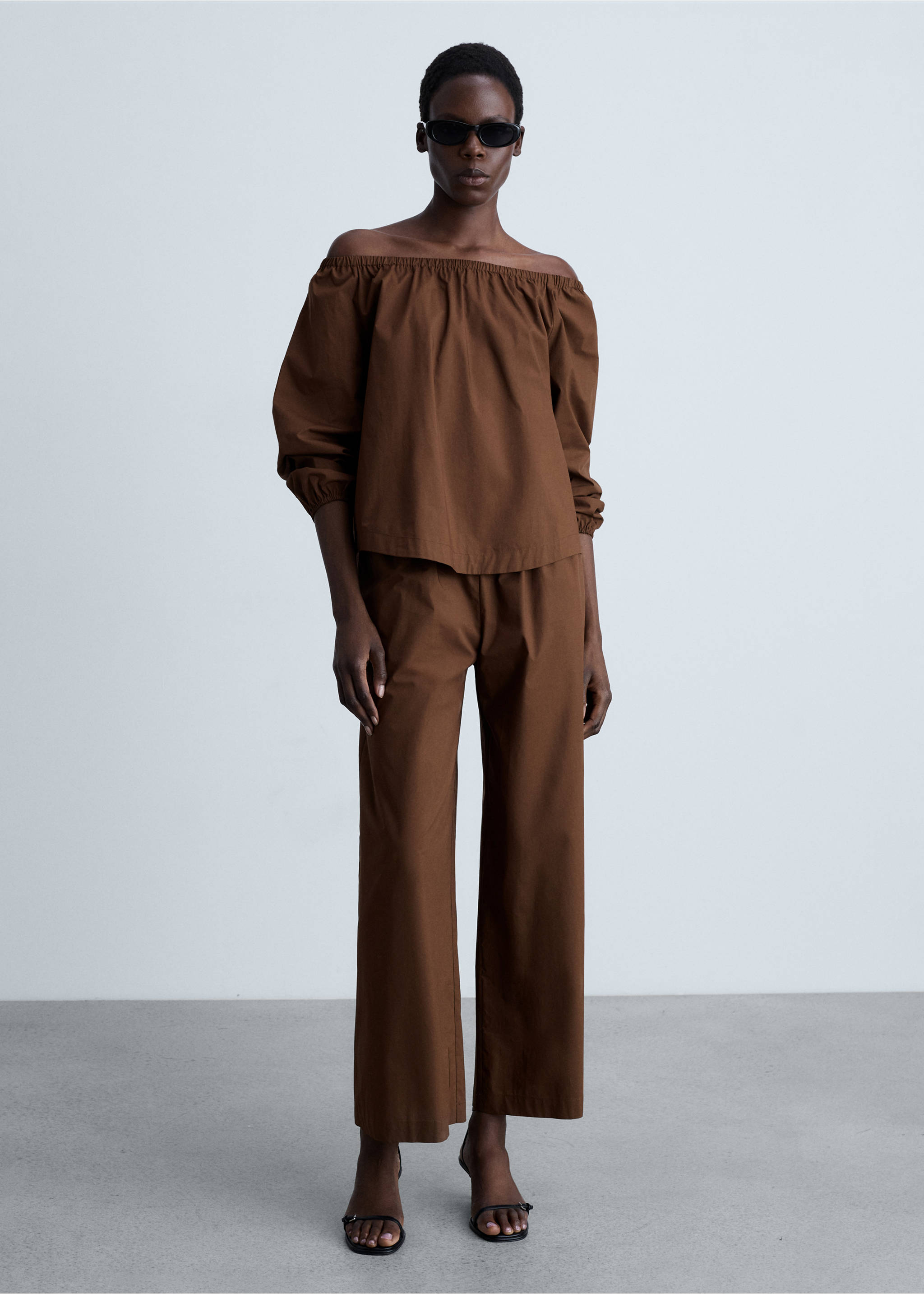 Cotton blouse with gathered neck - General plane, Brown. Ref: 87074783-00.