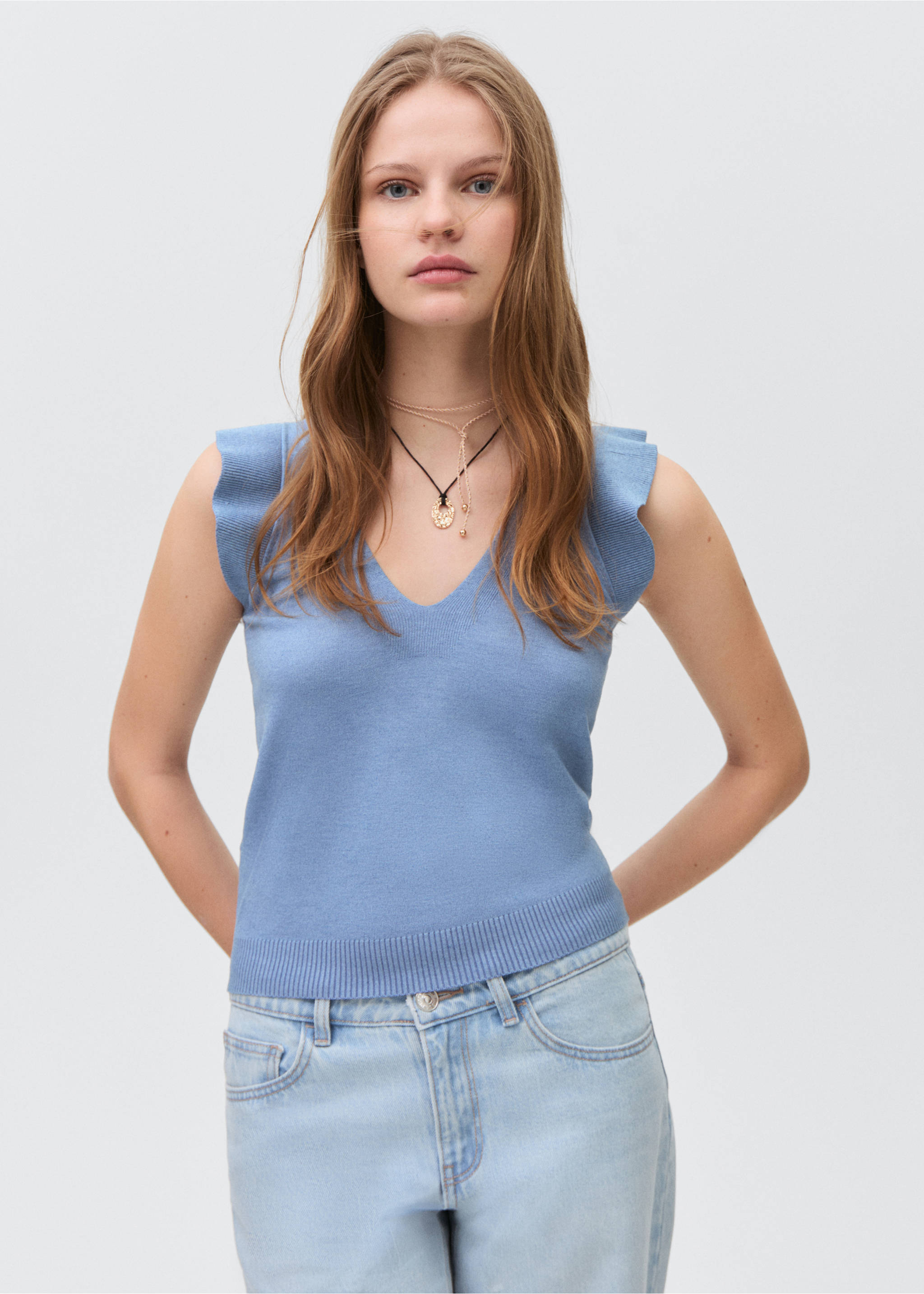 V-neck top - Medium plane, Sky Blue. Ref: 87074785-00.