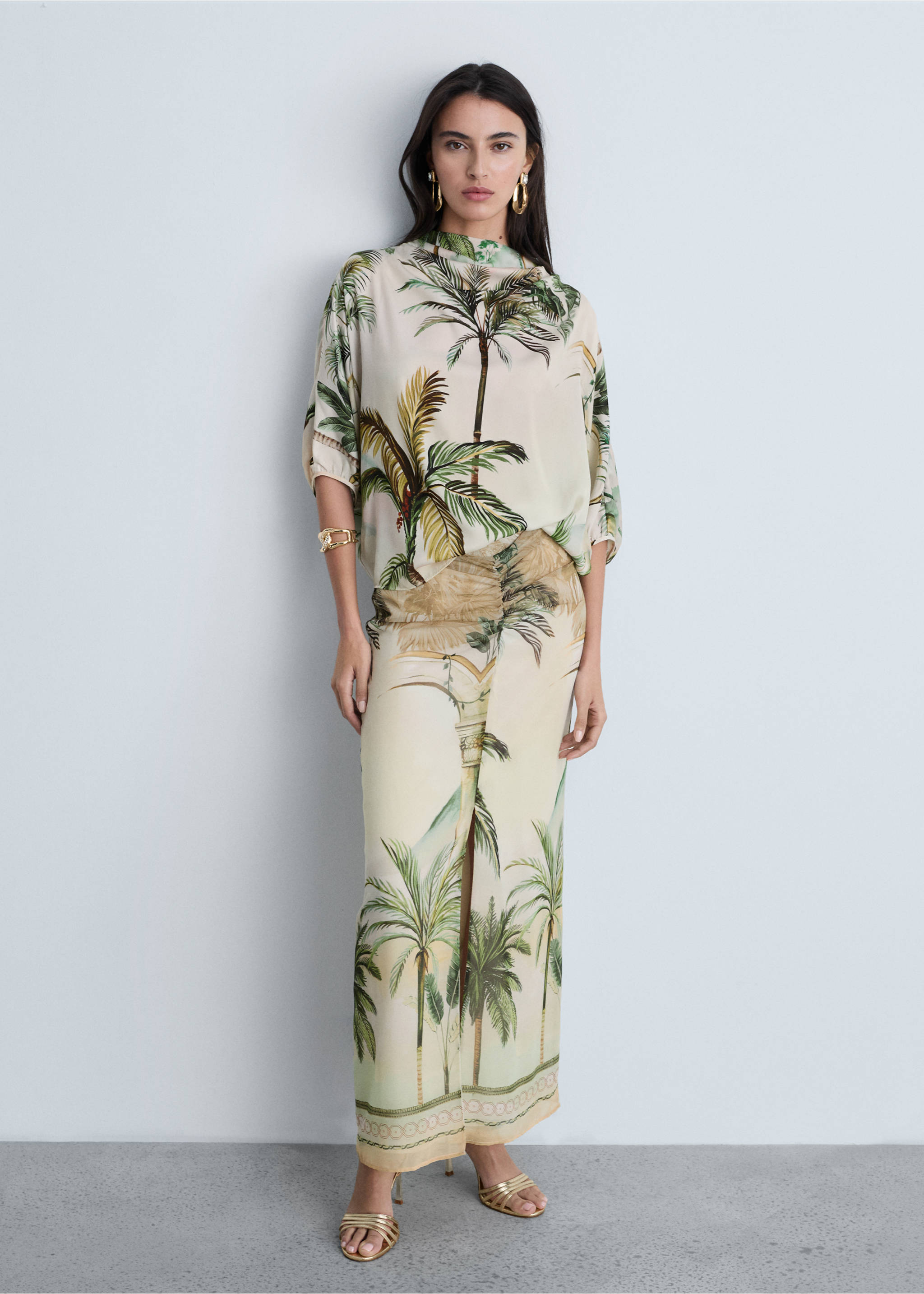 Drapiertes Cape mit Tropical Print - Allgemeine Ansicht, Ecru. Ref: 87074807-00.