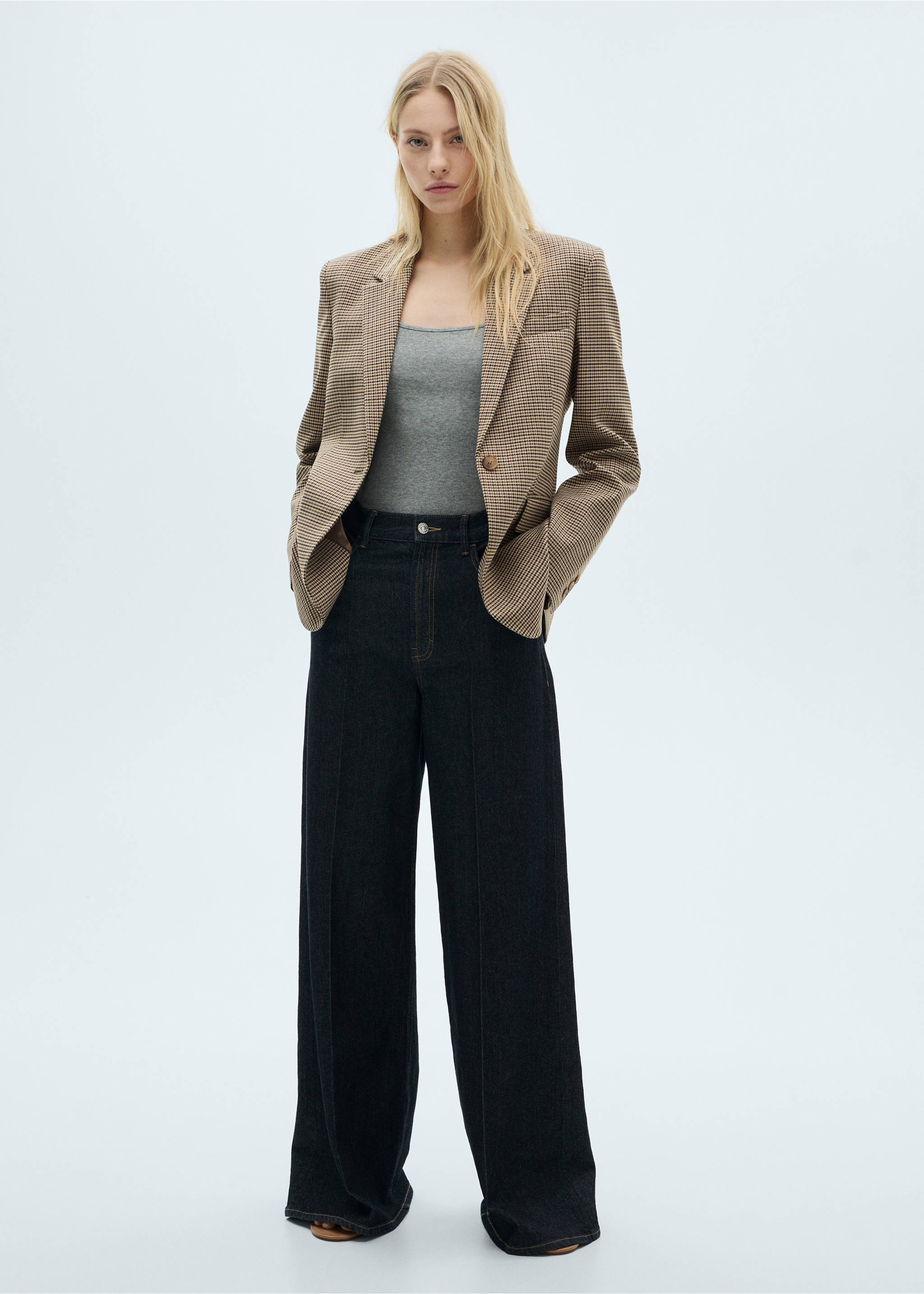 Gerader Blazer mit Mikro-Hahnentrittmuster - Allgemeine Ansicht, Braun. Ref: 87075141-00.