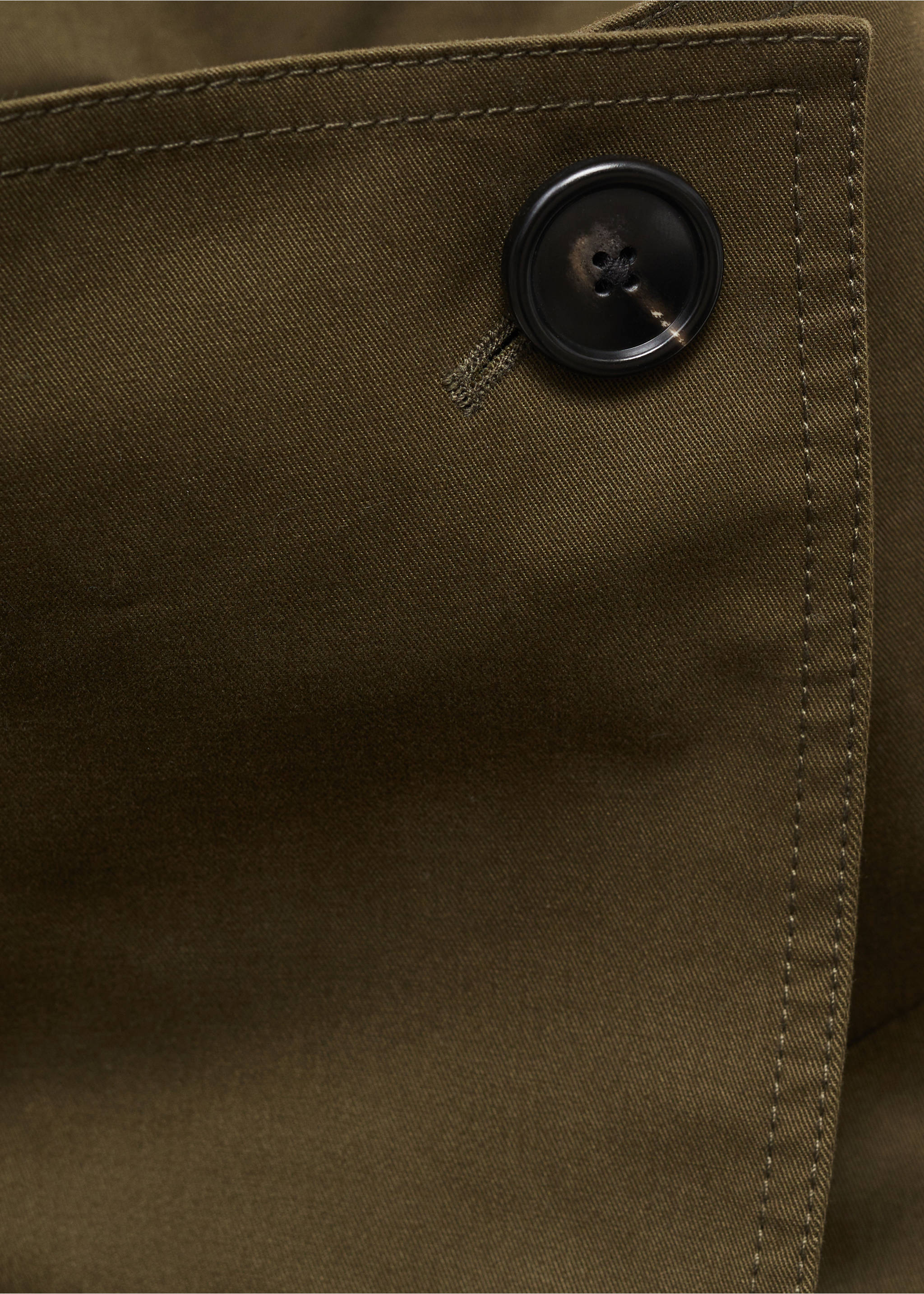 Lange double-breasted trenchcoat - Detail van het artikel 8, Kaki. Ref: 87075142-00.