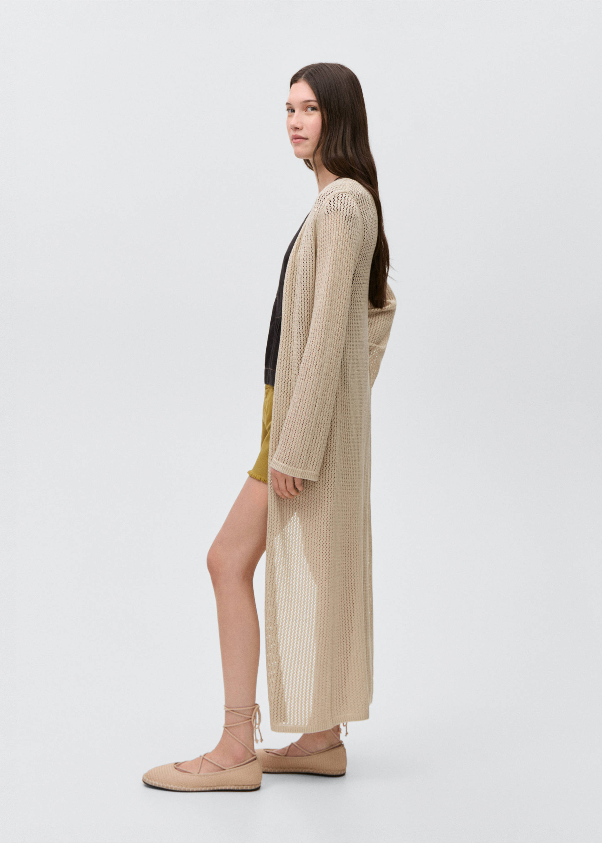 Long knitted cardigan with lace accents - General plane, Gold. Ref: 87075727-00.