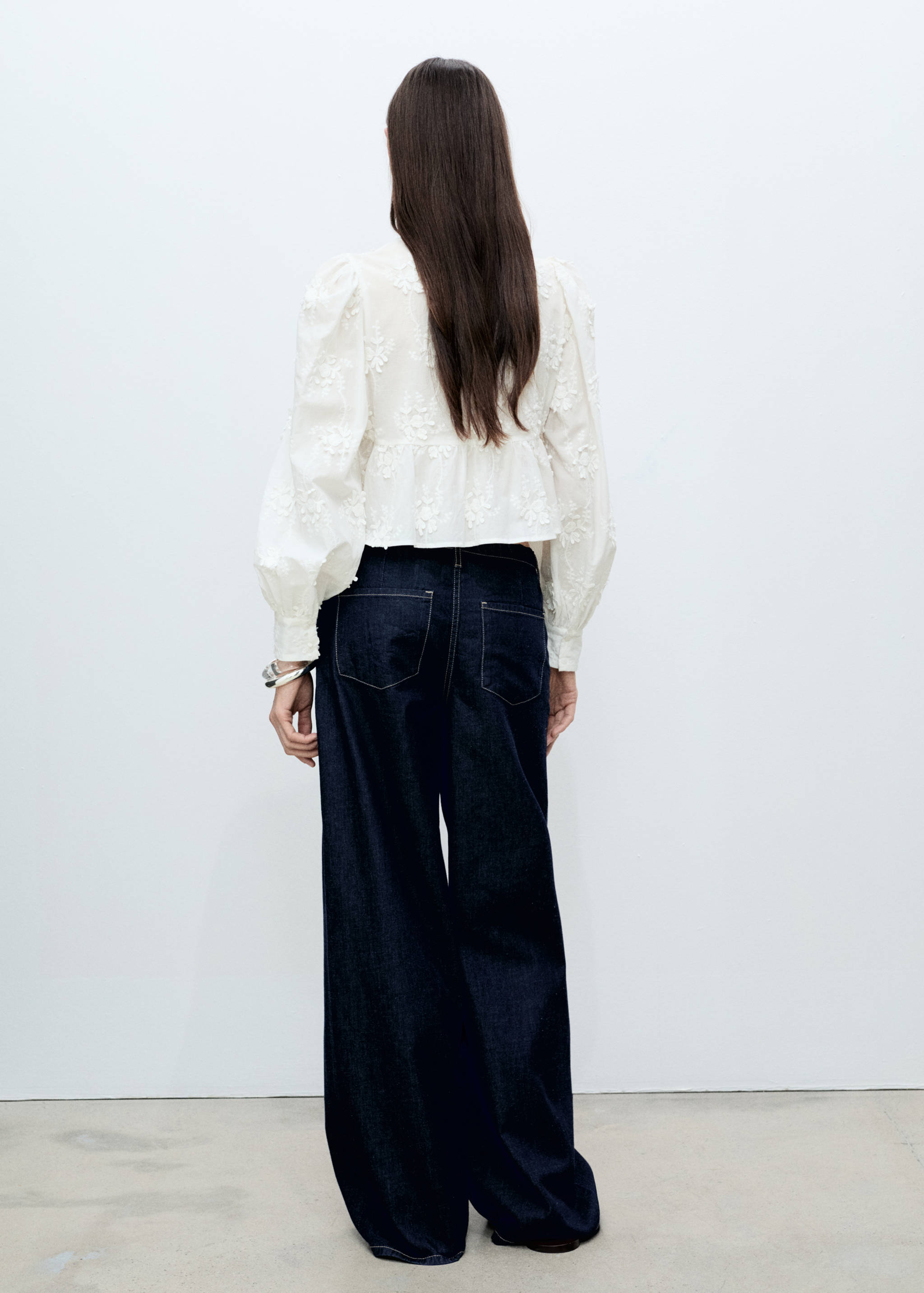Blusa algodón bordado flores - Reverso del artículo