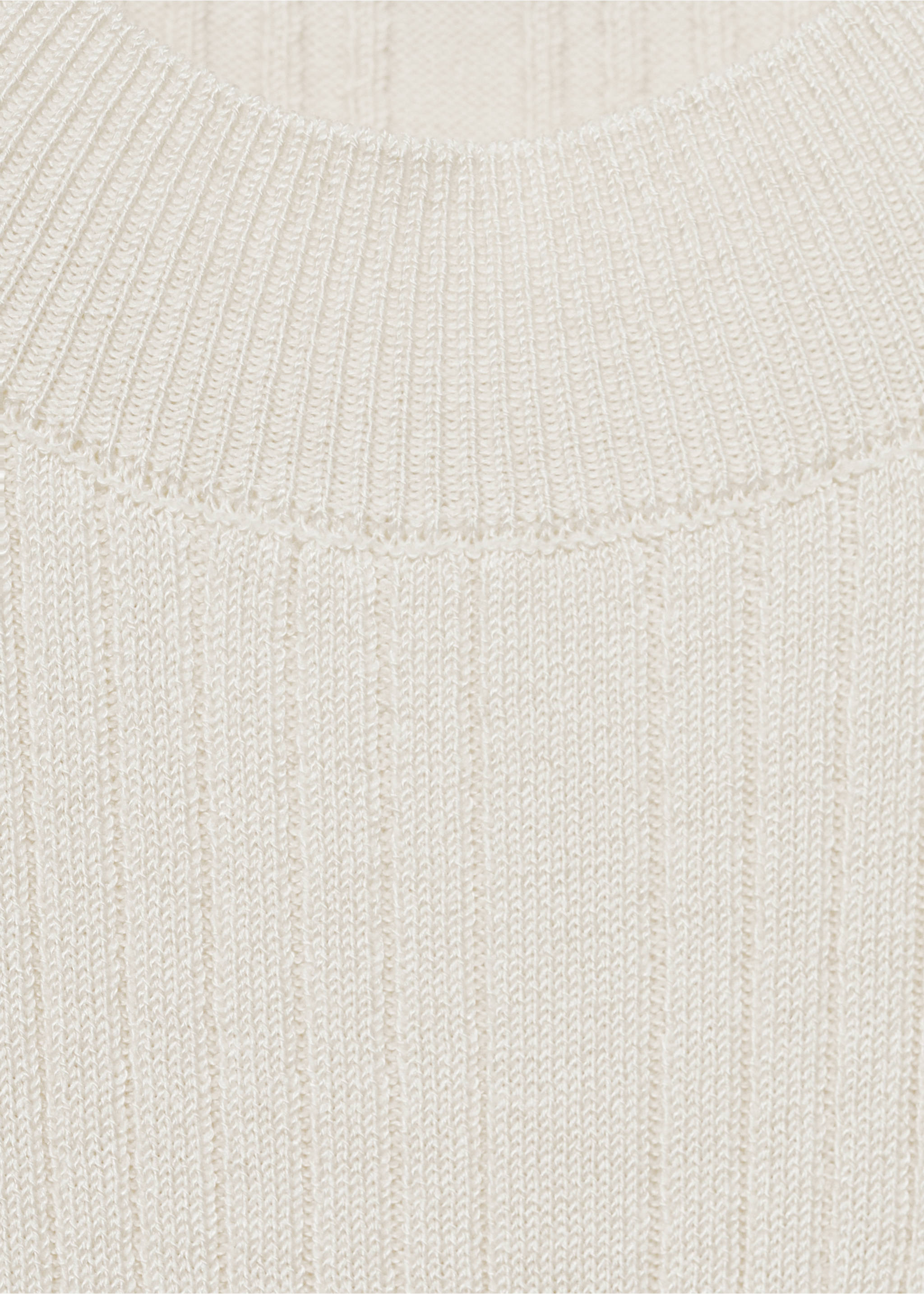 Top côtelé ouvertures - Détail de l'article 8, Écru. Ref: 87075748-00.