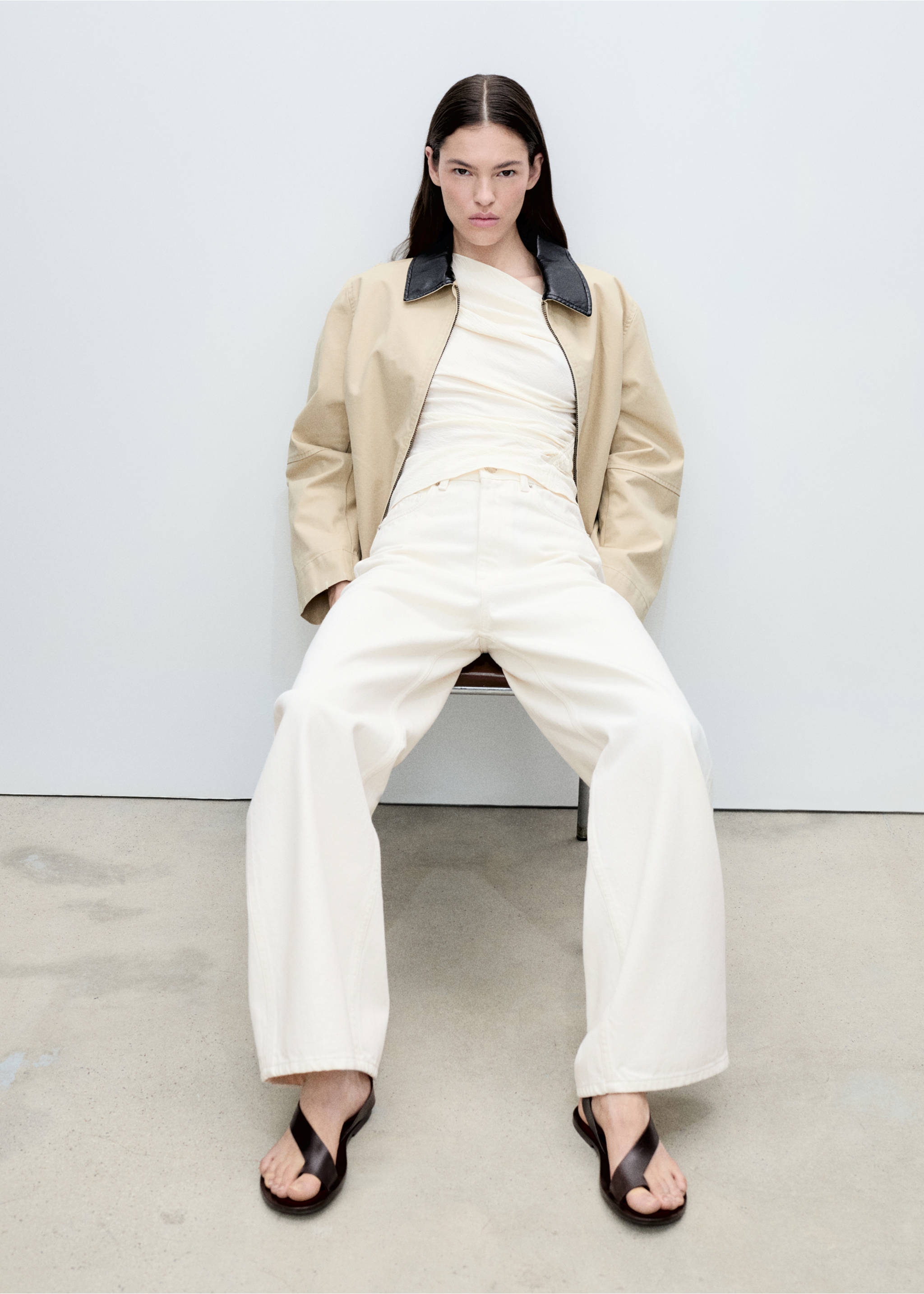 Asymmetrisk rynkad topp - Detaljer om artikeln 2, Rå. Ref: 87075751-00.