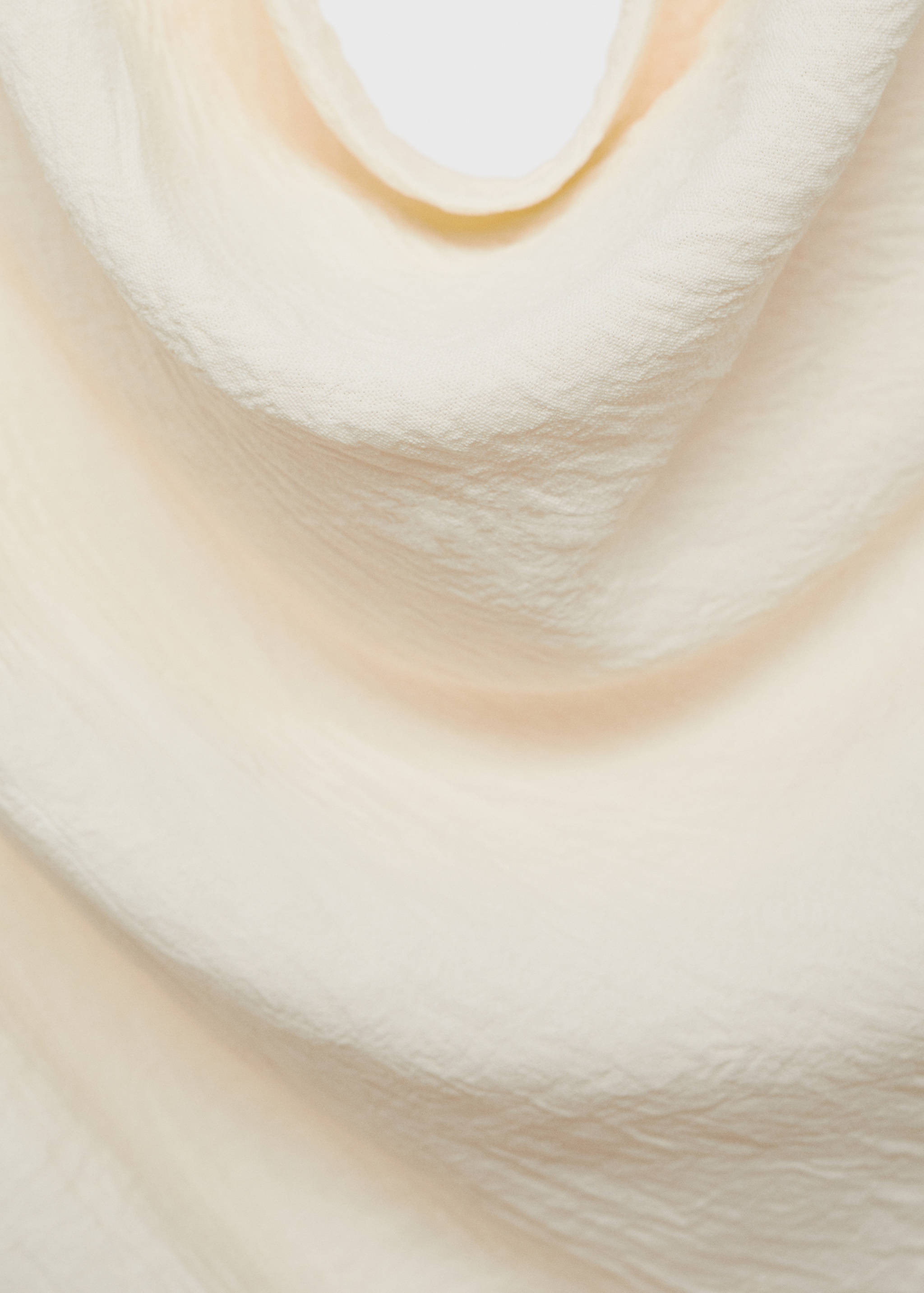 Asymmetrisk rynkad topp - Detaljer om artikeln 8