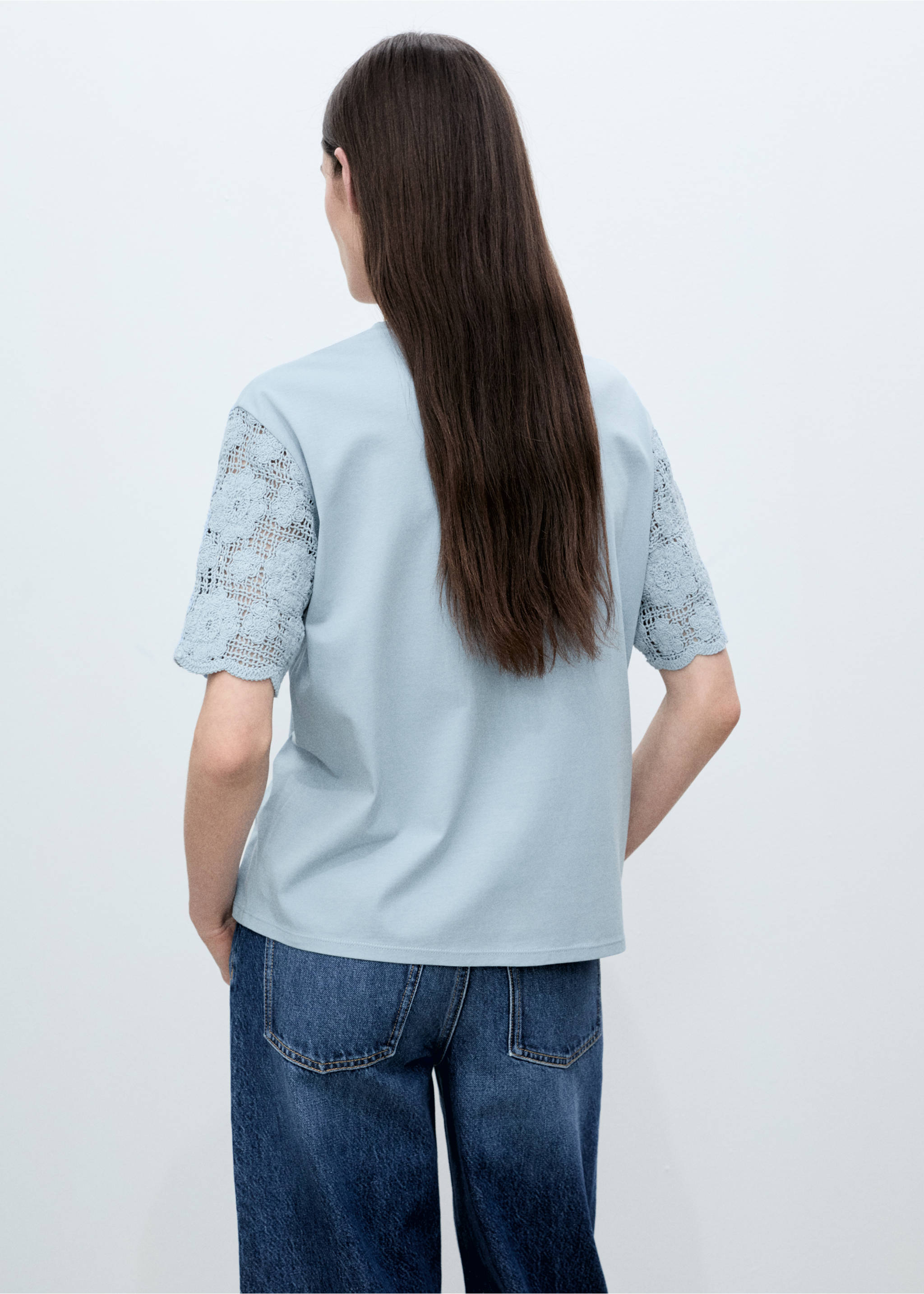 Camiseta algodón mangas crochet - Reverso del artículo, Azul celeste. Ref: 87075754-00.