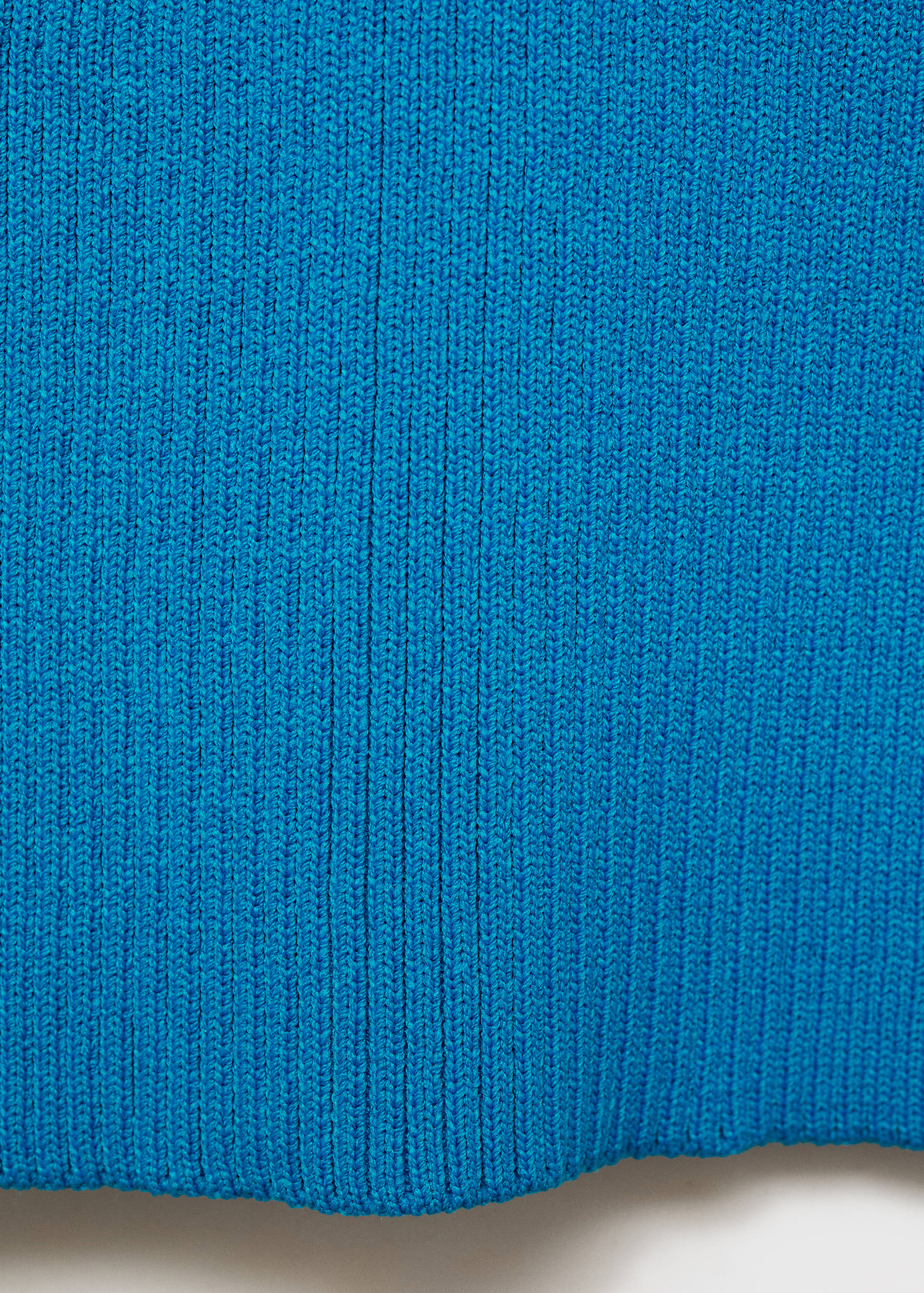 Halter-neck top with knot detail - Details of the article 0