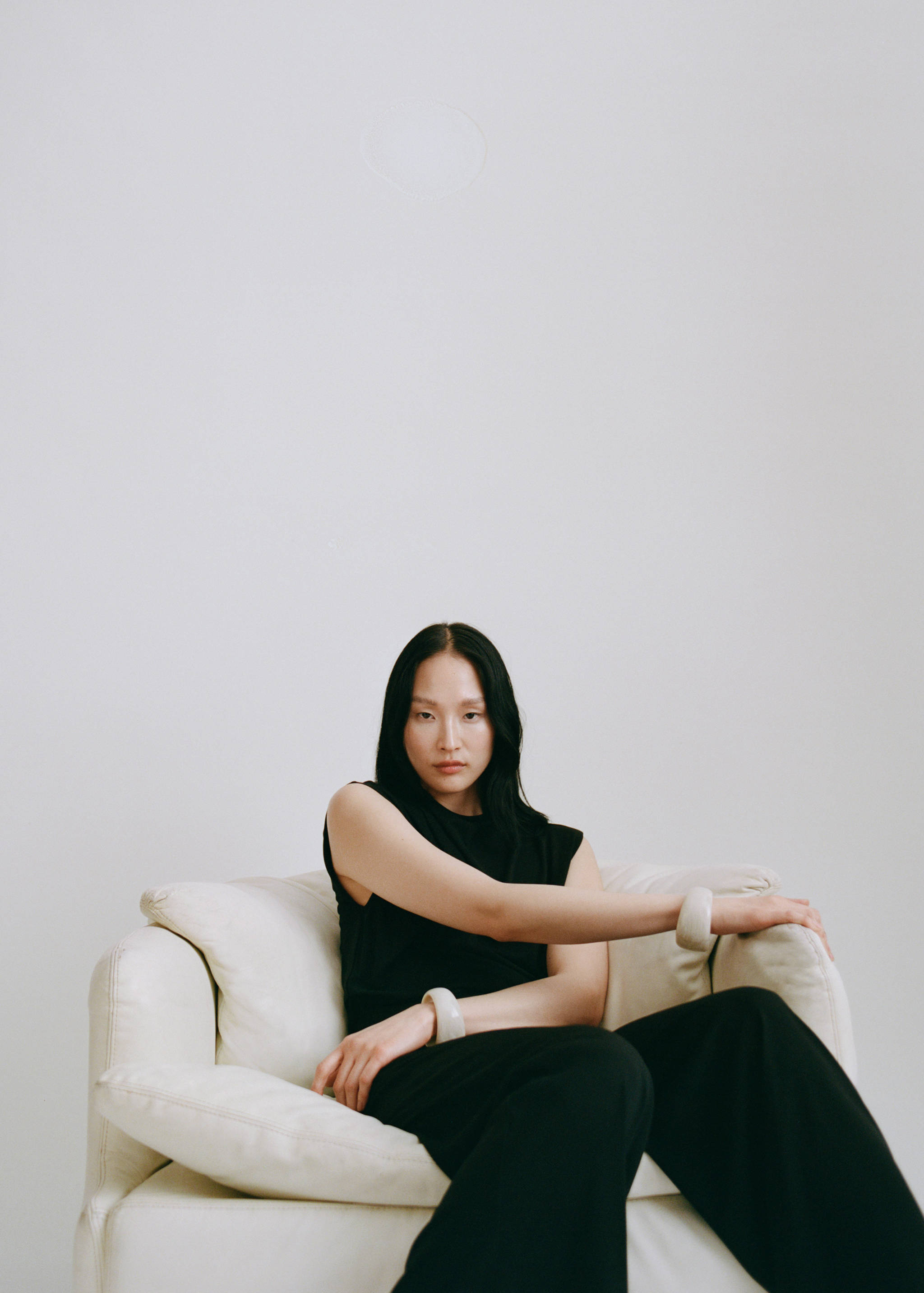 Ολόσωμη φόρμα ίσια με ντραπέ λαιμόκοψη - Λεπτομέρεια του προϊόντος 7