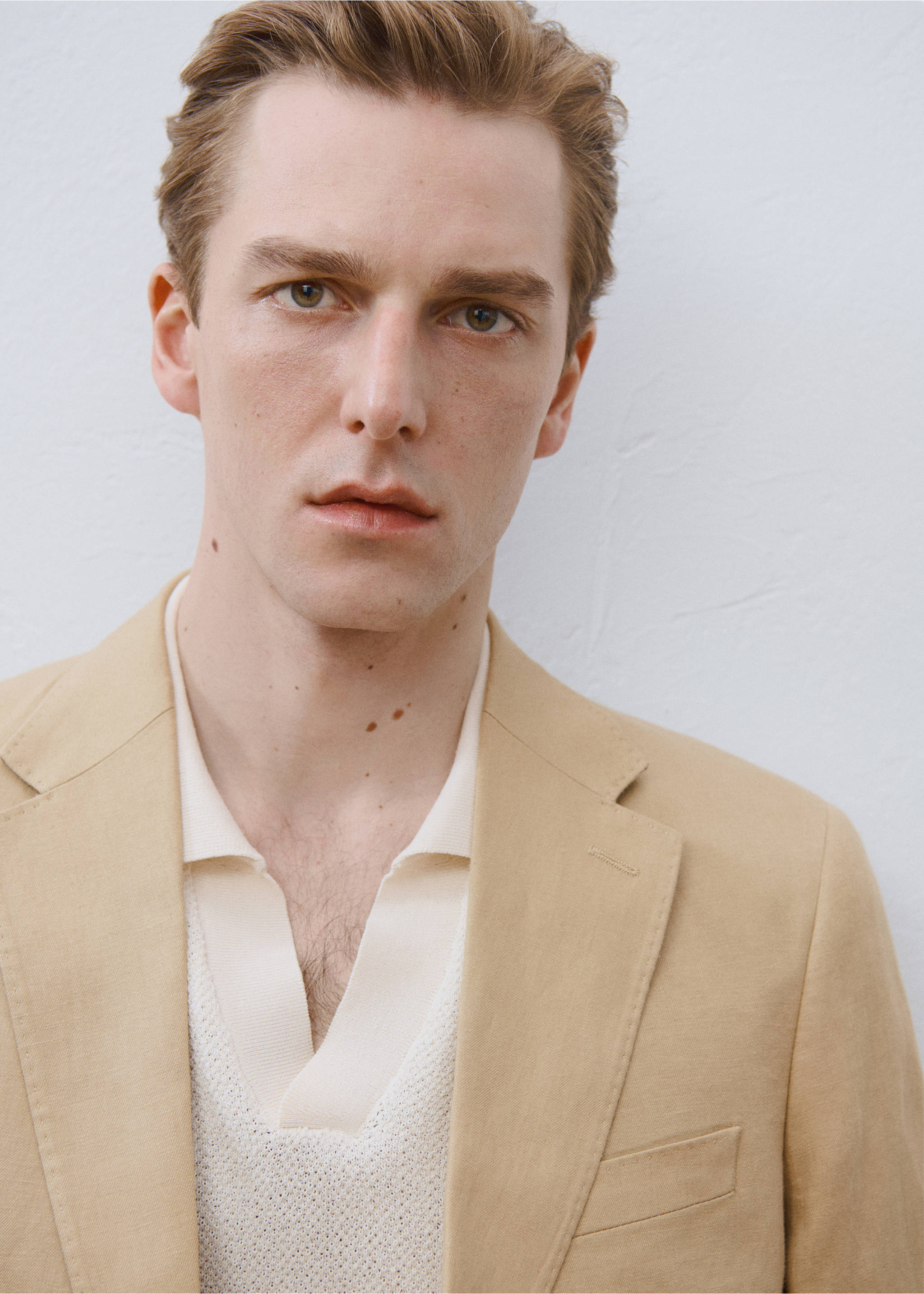 Amalfi 100% linen slim-fit suit jacket - Details of the article 3, Beige. Ref: 87075920-00.