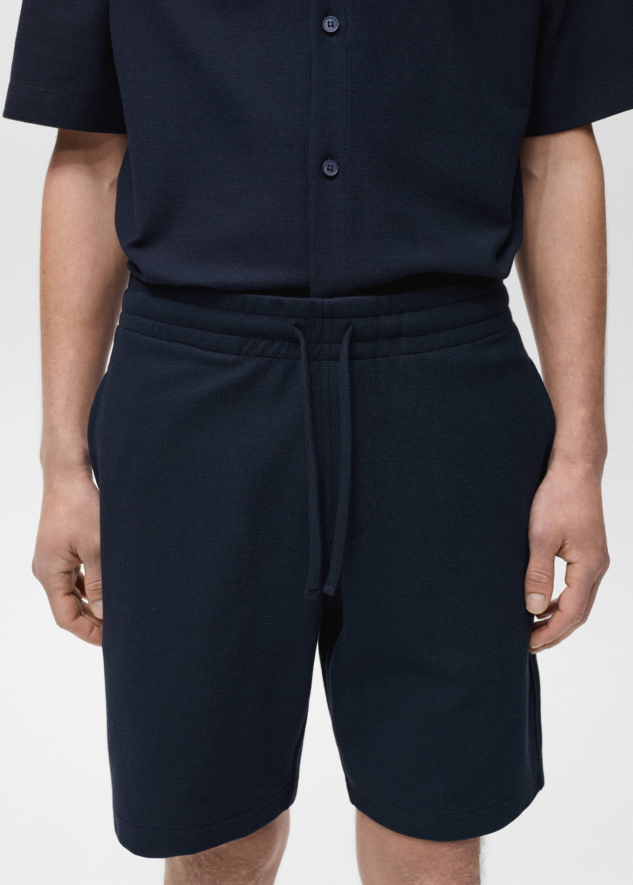 Structured knitted shorts - Details of the article 1