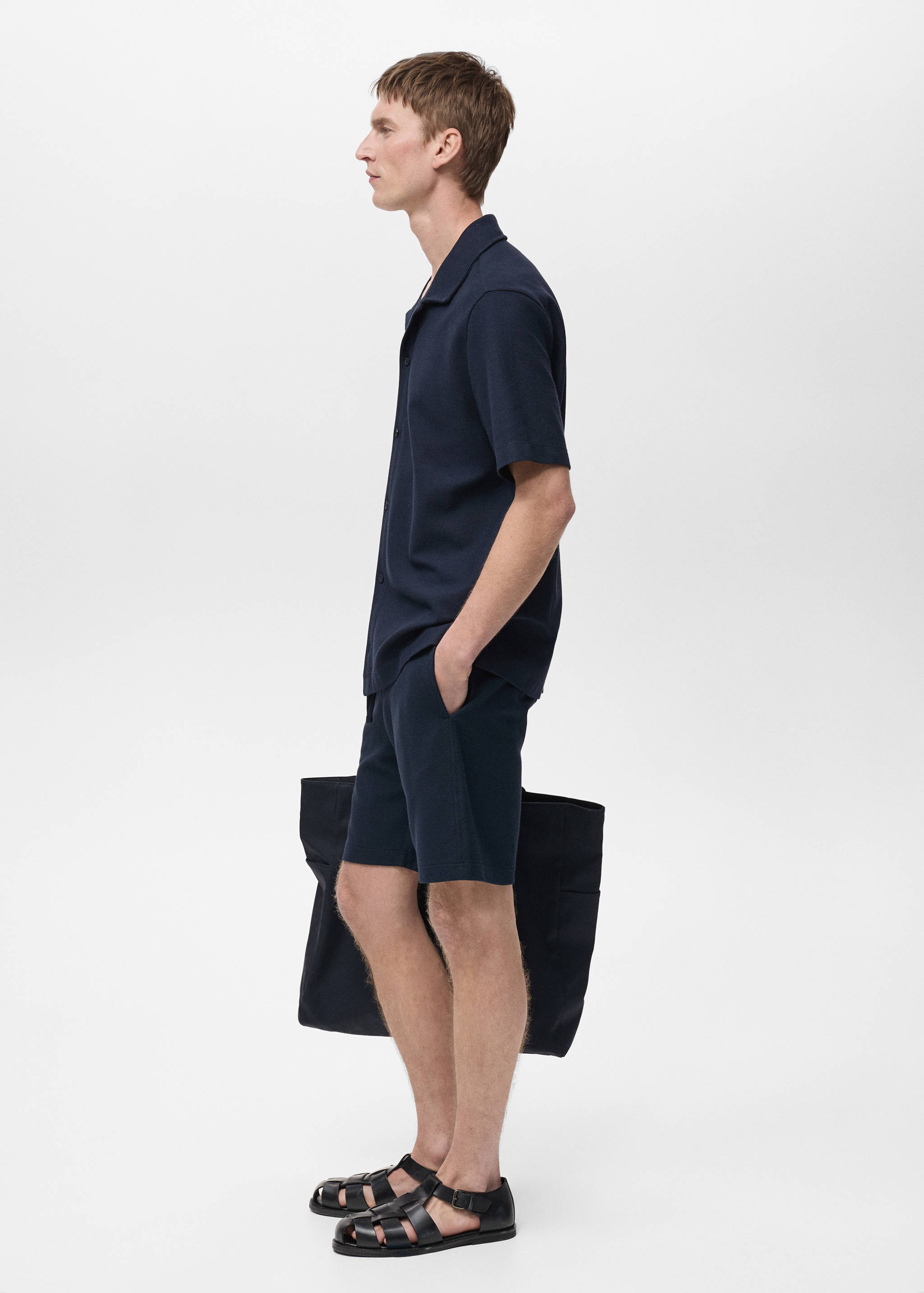 Structured knitted shorts - Details of the article 2