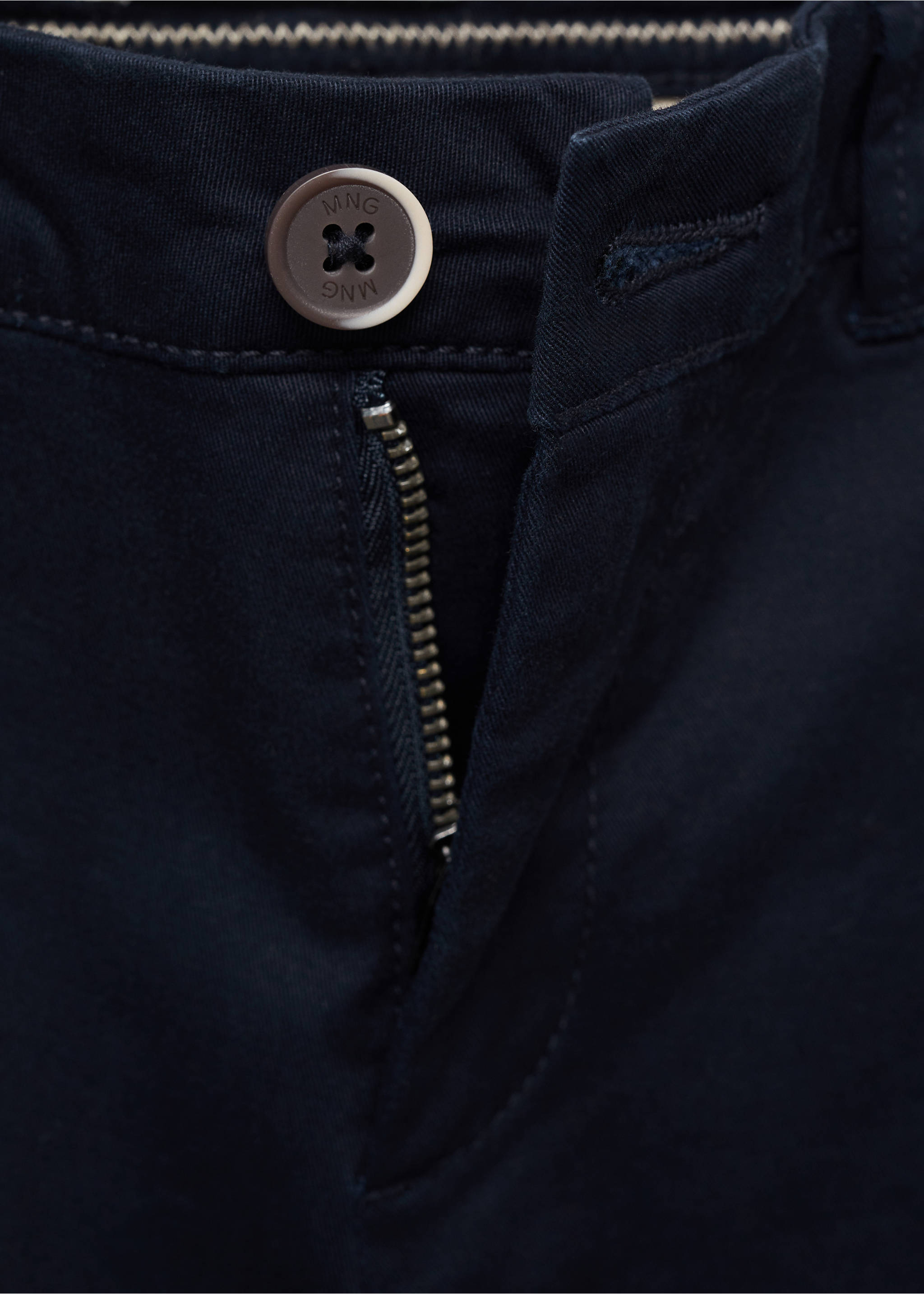 Cotton chino style Bermuda shorts - Details of the article 8, Dark Navy. Ref: 87075943-00.