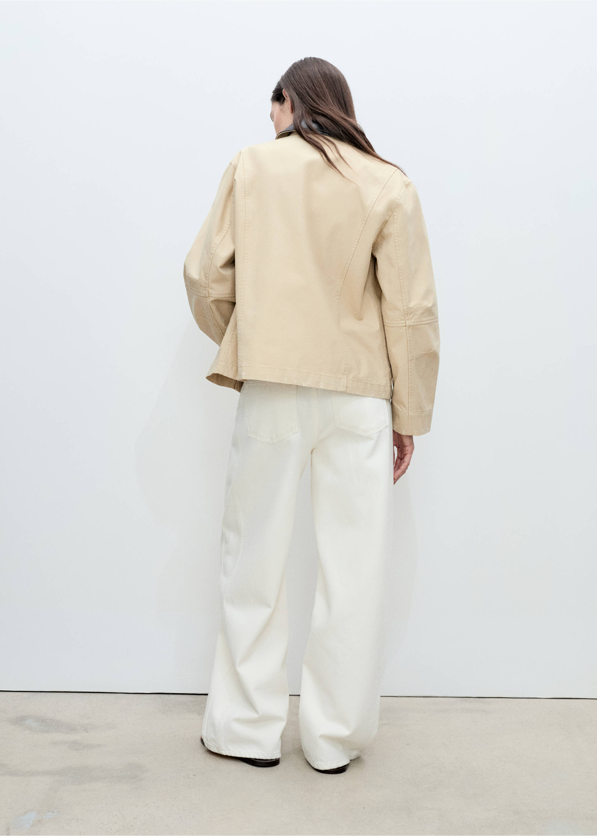 Cotton jacket with contrasting collar - Reverse of the article, Light/Pastel Grey. Ref: 87075944-00.