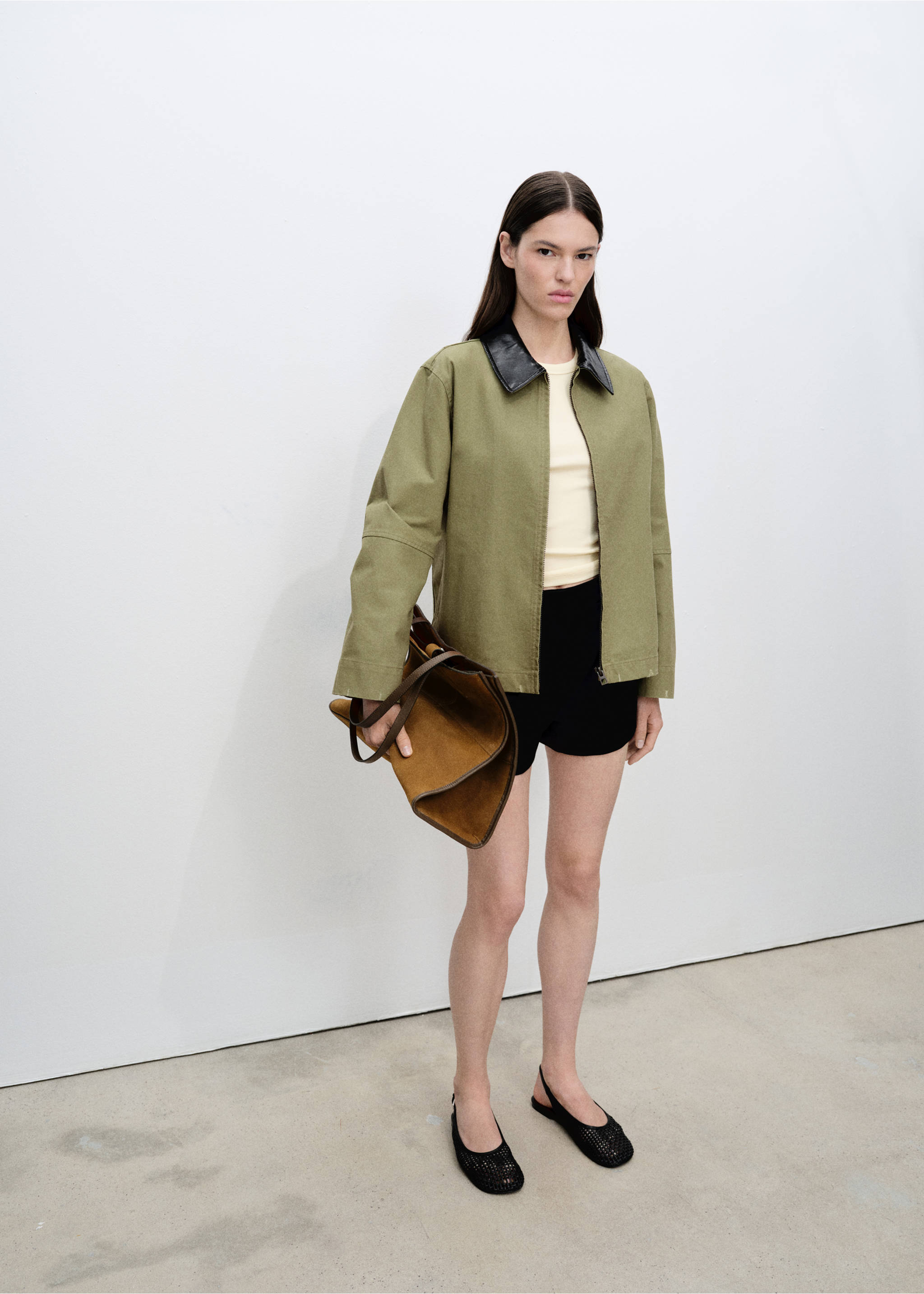 Veste en coton à col contrasté - Plan général, Kaki. Ref: 87075944-00.