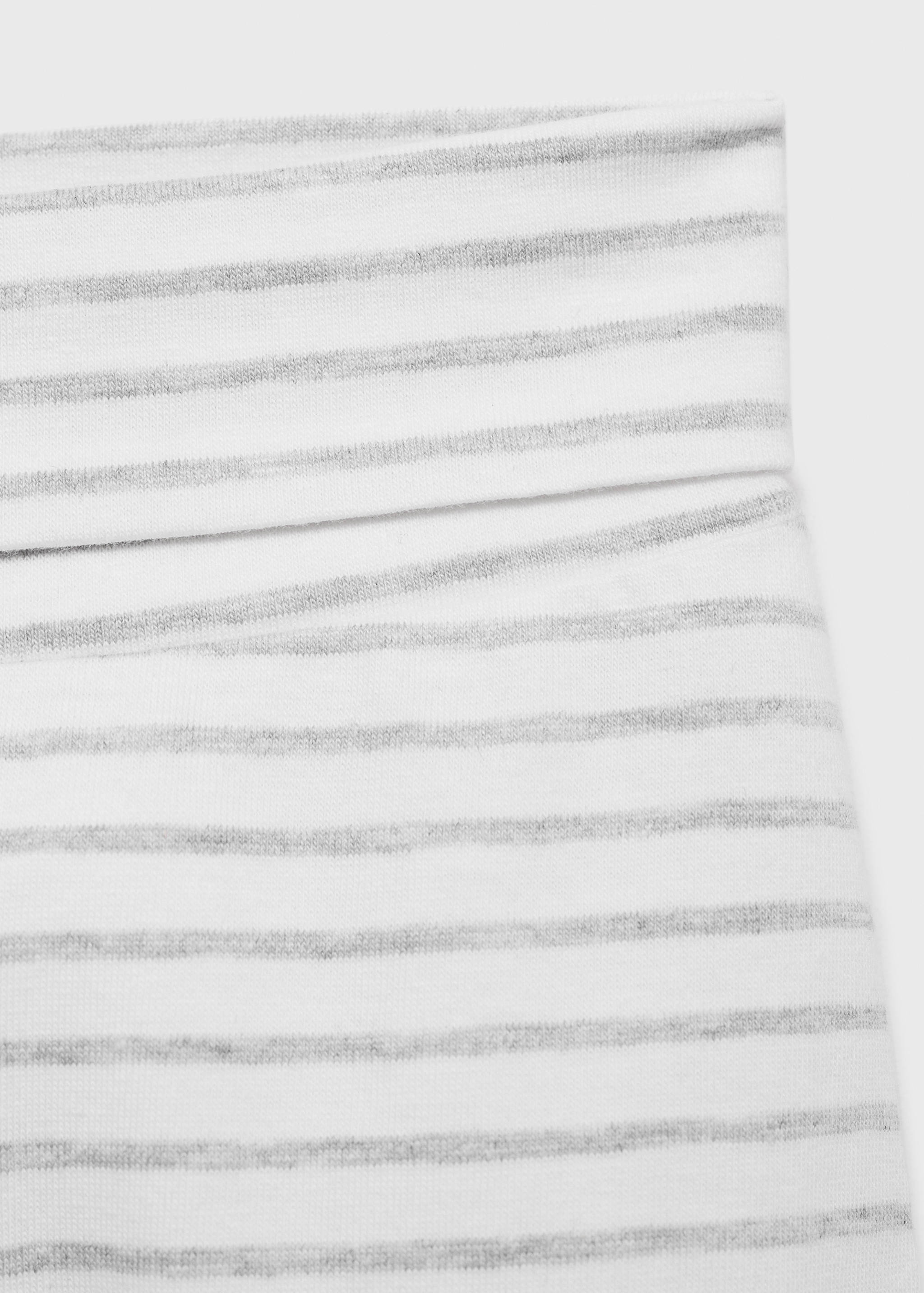 Gestreifte Strampelhose aus Strick - Detail des Artikels 0