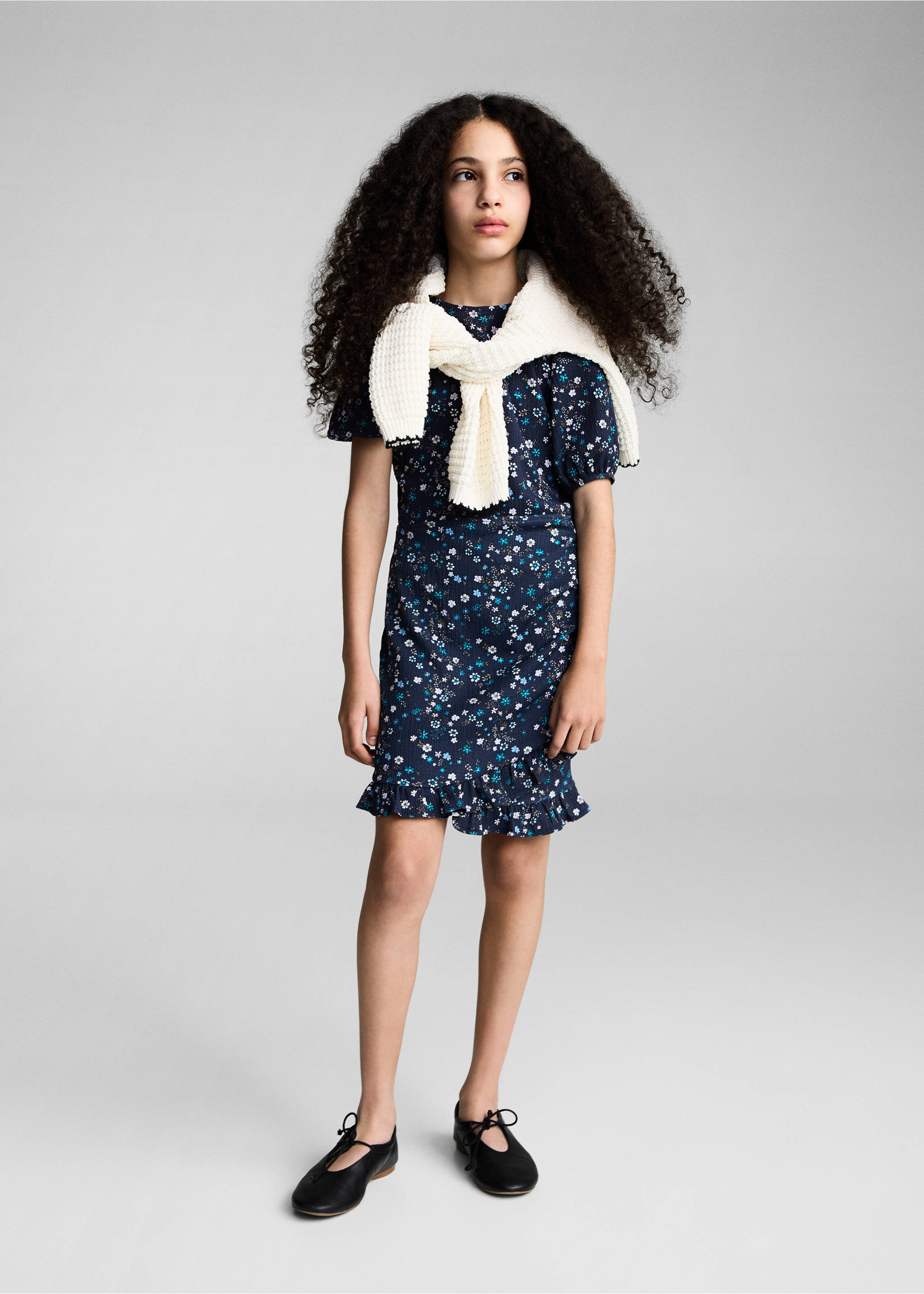 Vestido corto flores - Plano general, Azul marino oscuro. Ref: 87075953-00.
