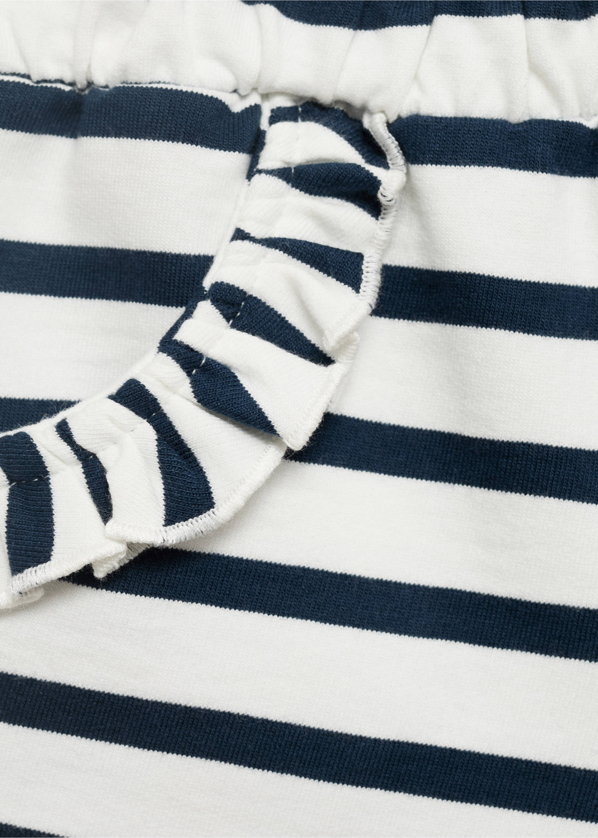 Stripe-print shorts - Details of the article 8, Dark Navy. Ref: 87075962-00.