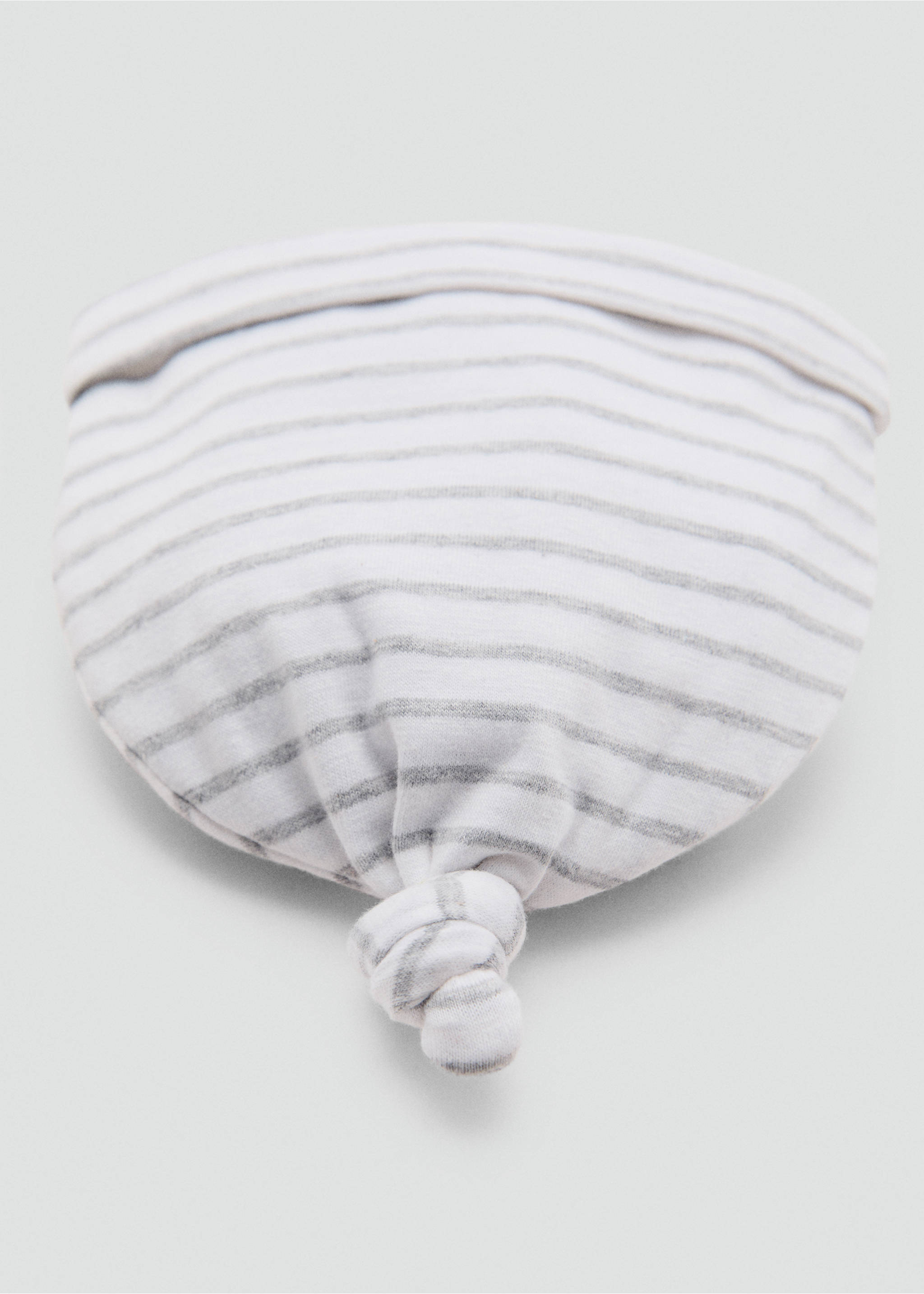 Hat with knot detail - Medium plane, Off White. Ref: 87075963-00.