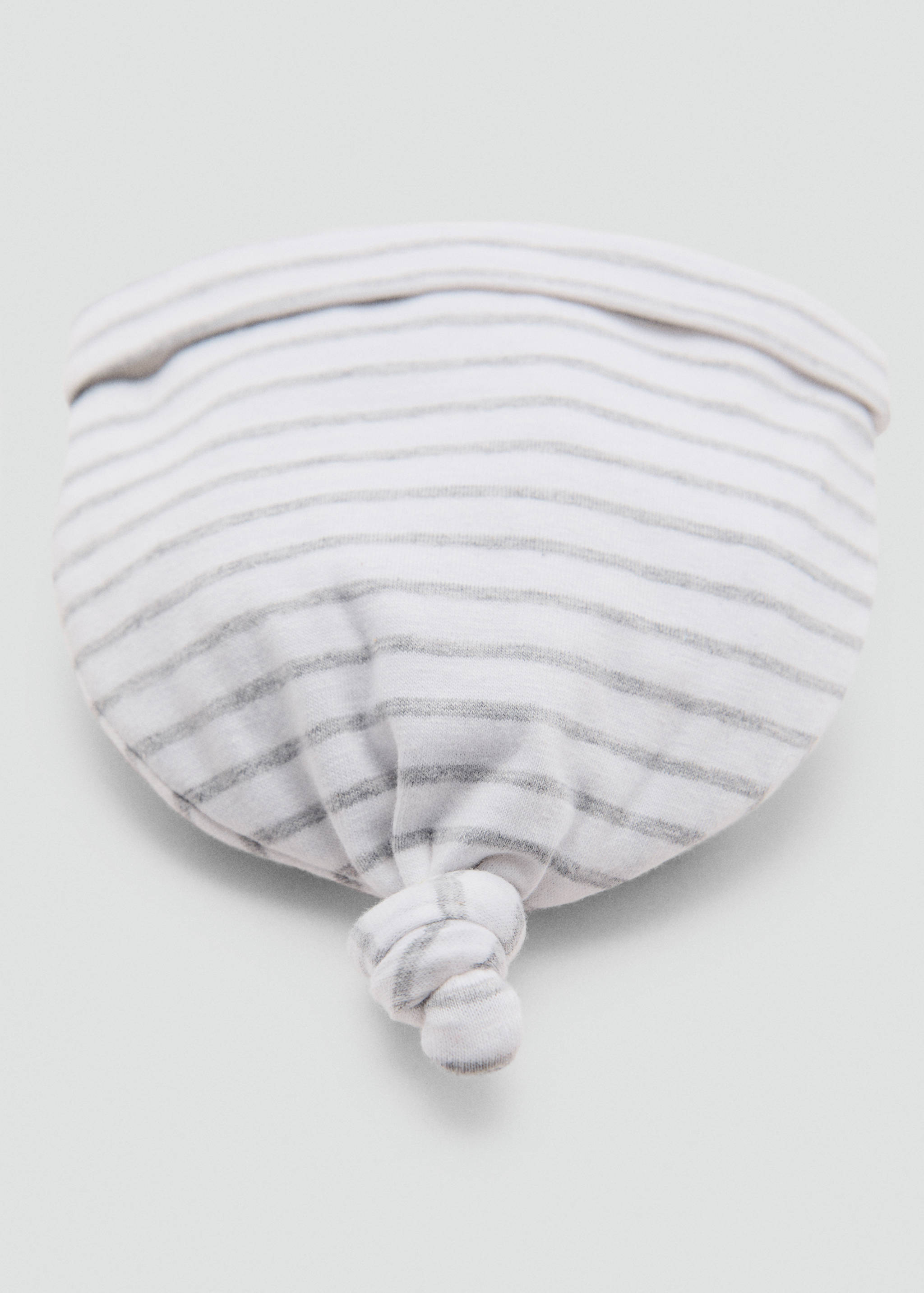 Hat with knot detail - Medium plane