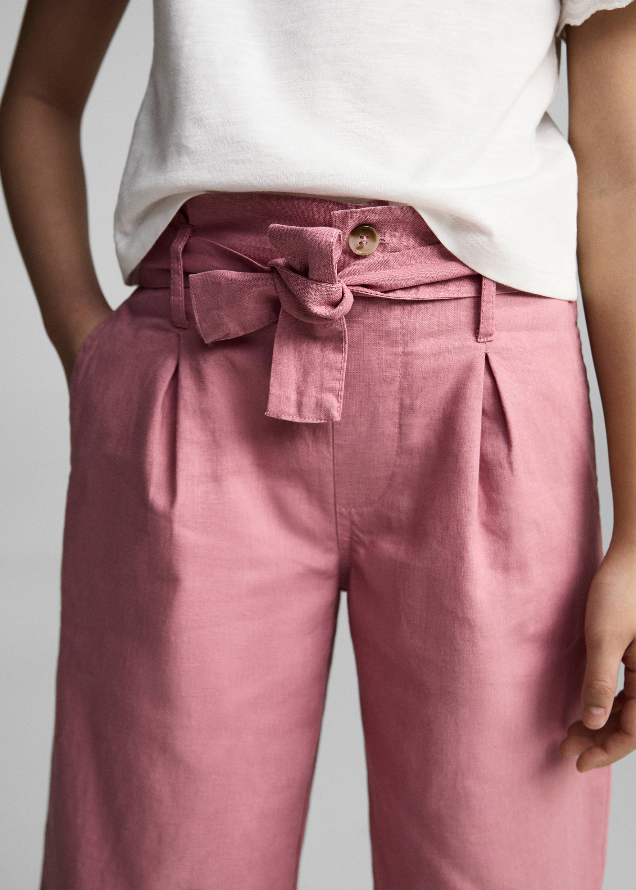 Belt line trousers - Details of the article 6, Pink. Ref: 87075964-00.