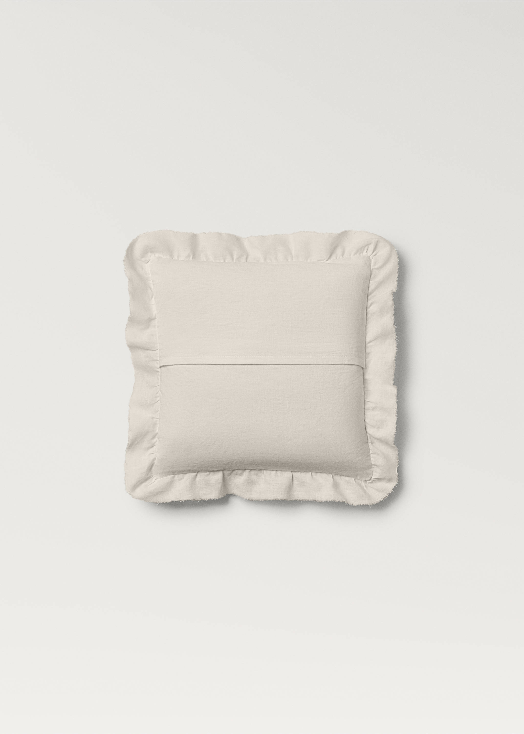 Children’s cotton linen ruffled cushion 30x30 cm - Details of the article 1, Off White. Ref: 87075981-00.