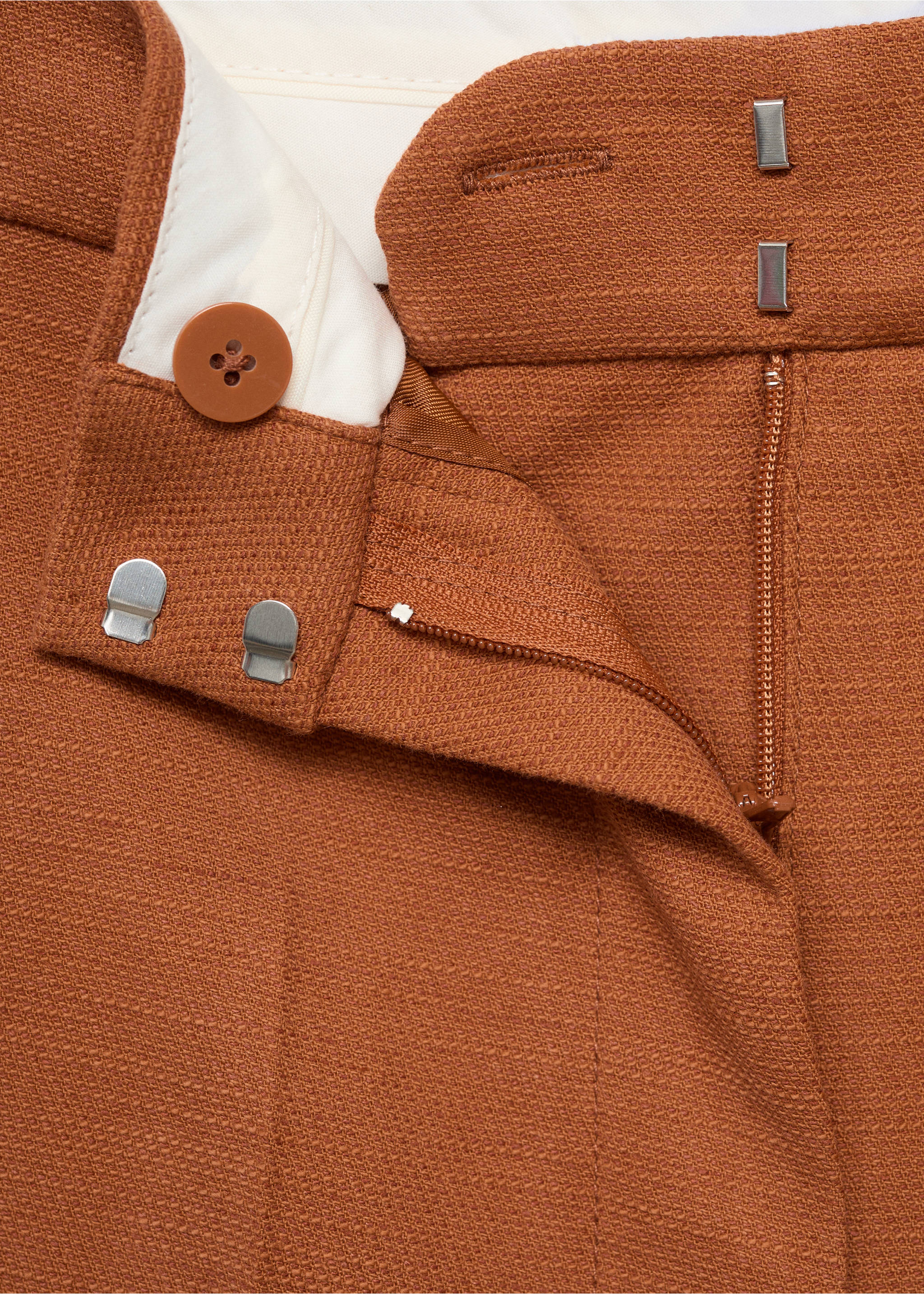 Cotton and linen-blend suit trousers - Details of the article 8, Caramel. Ref: 87075993-00.