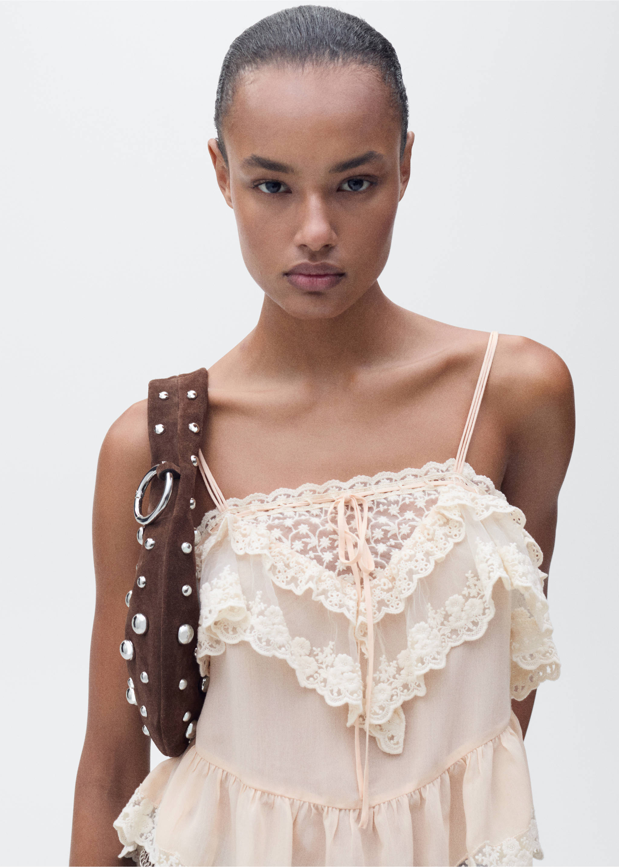 Ruffle top with lace detail - Medium plane, Pastel Pink. Ref: 87075994-00.