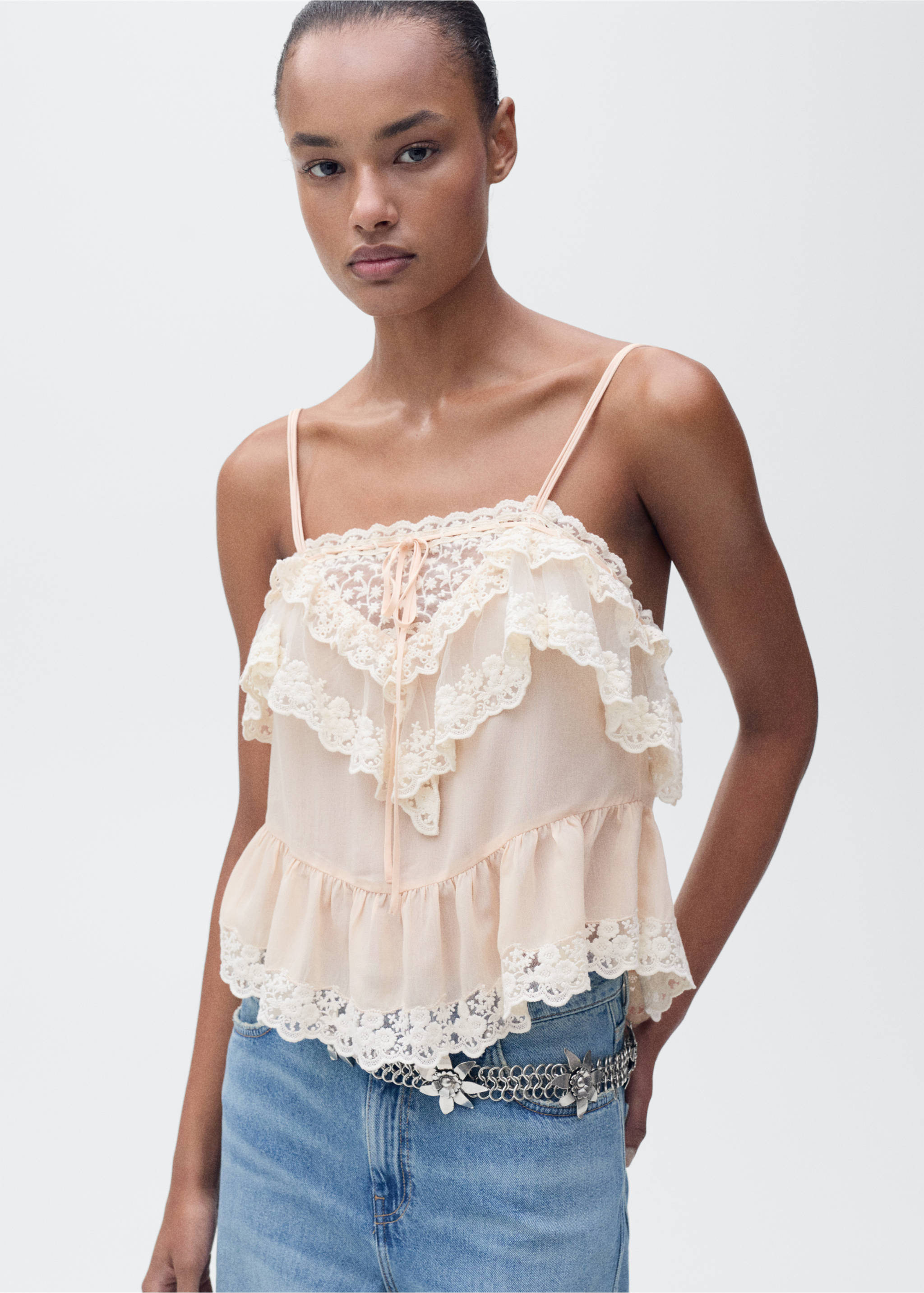 Ruffle top with lace detail - Details of the article 3, Pastel Pink. Ref: 87075994-00.