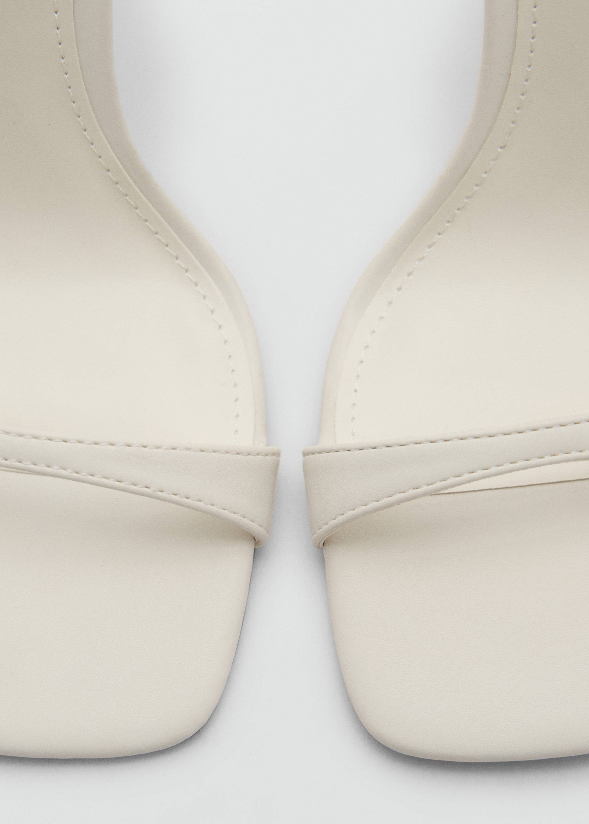 Strappy heeled sandals - Details of the article 2