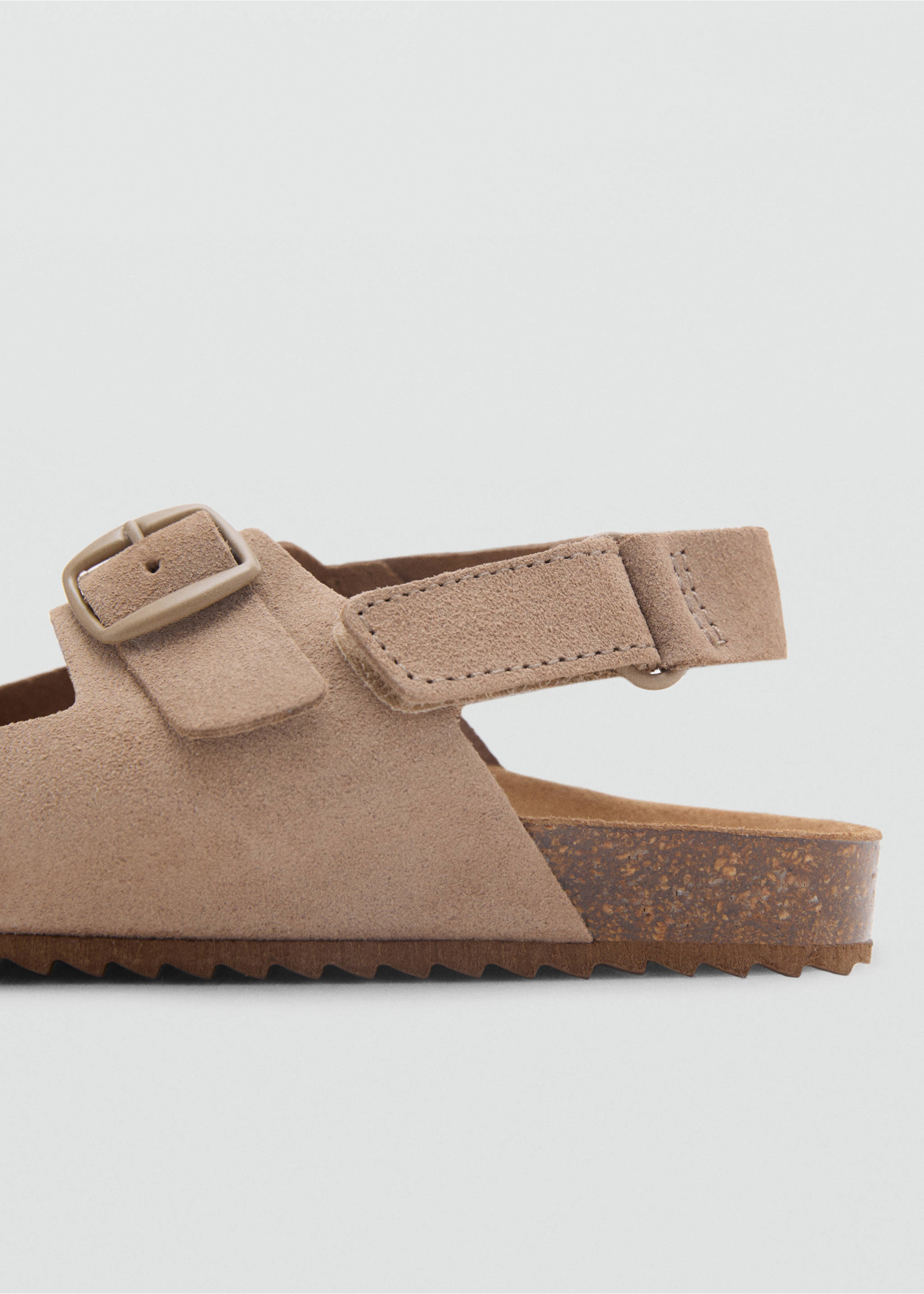 Sandal läder mocka spänne - Detaljer om artikeln 1, Sand. Ref: 87076340-00.