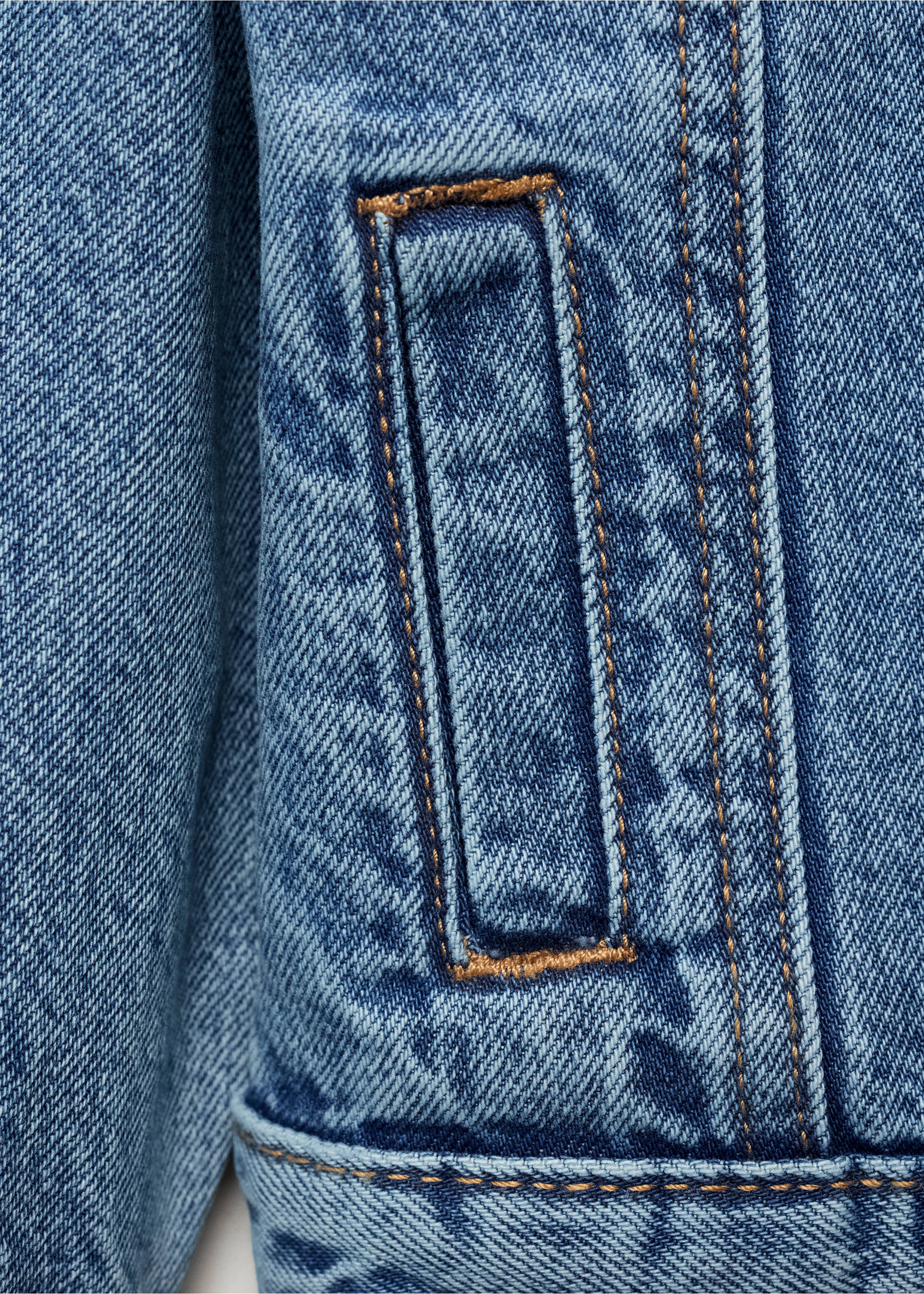 Denim jacket - Details of the article 0, Medium Blue. Ref: 87076346-00.