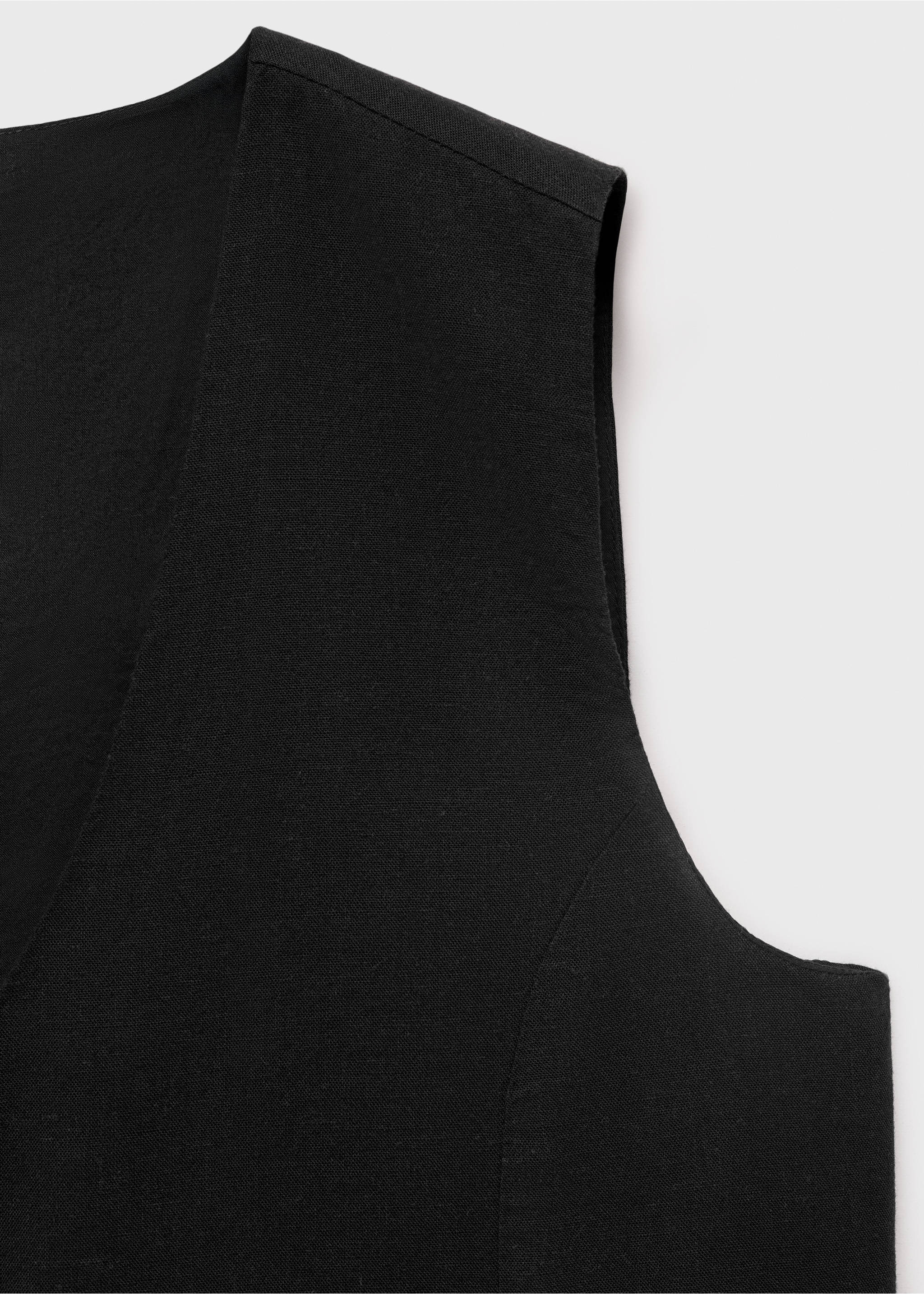 Armilla lli botons - Detall de l'article 0, Negre. Ref: 87076348-00.