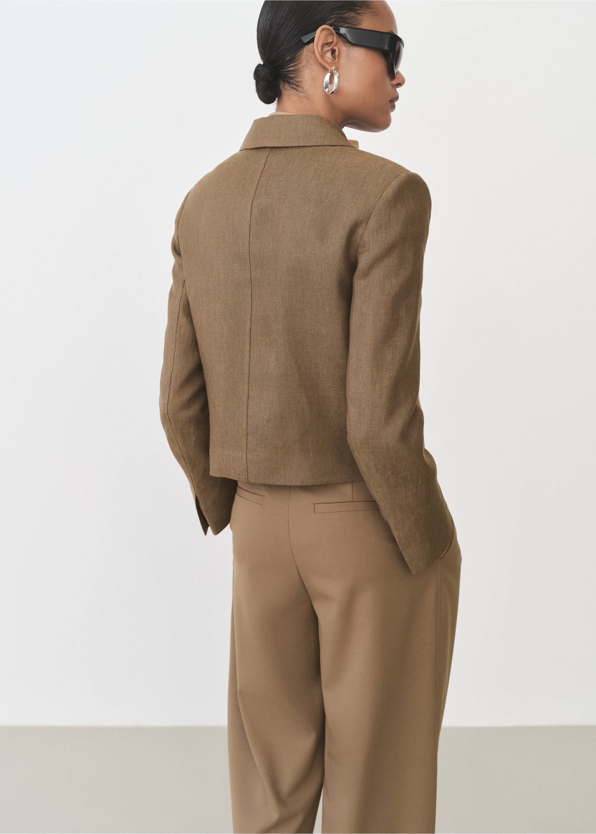 Linen-blend cropped jacket - Reverse of the article, Chocolate. Ref: 87076352-00.
