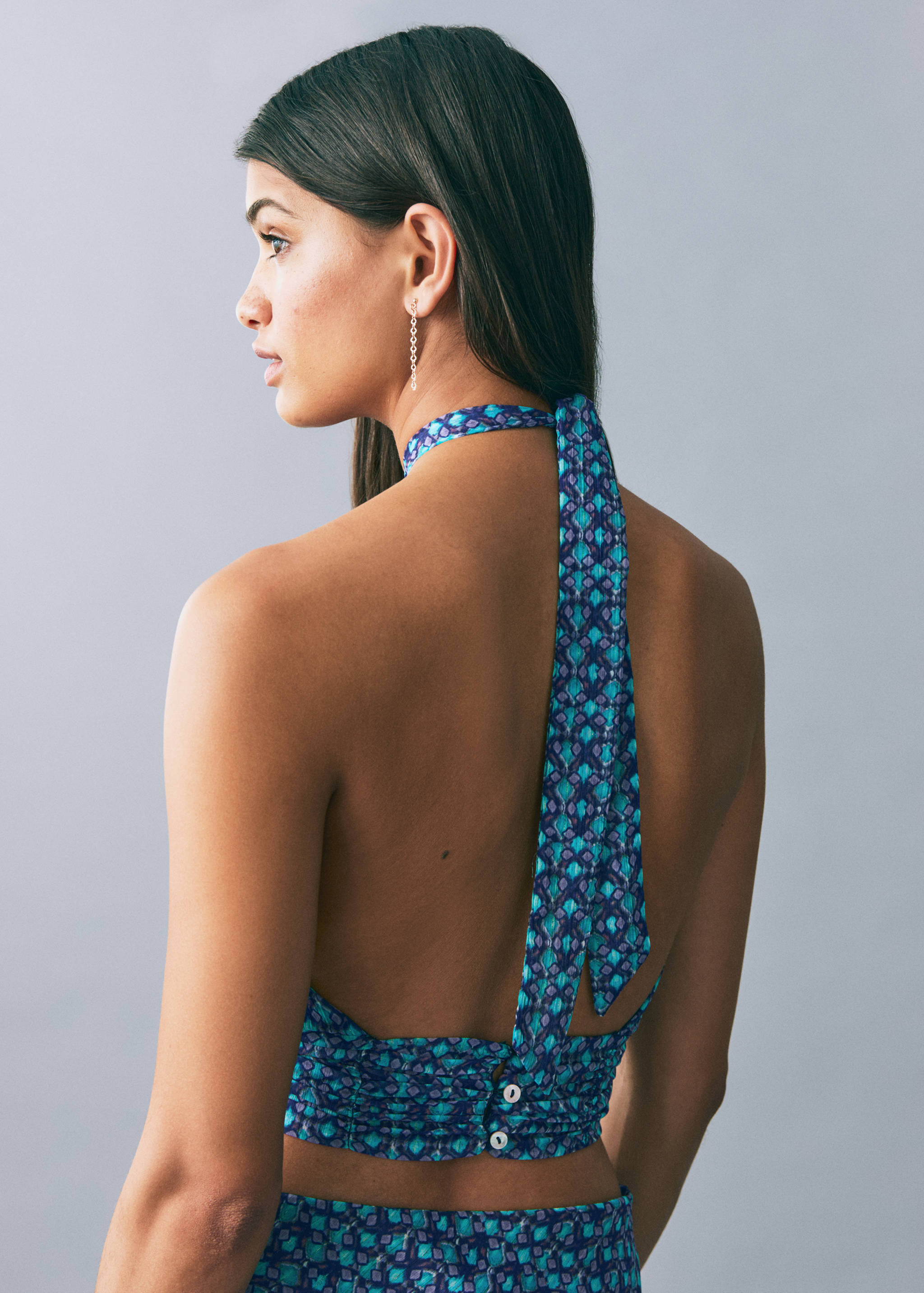 Halter-neck printed top - Reverse of the article