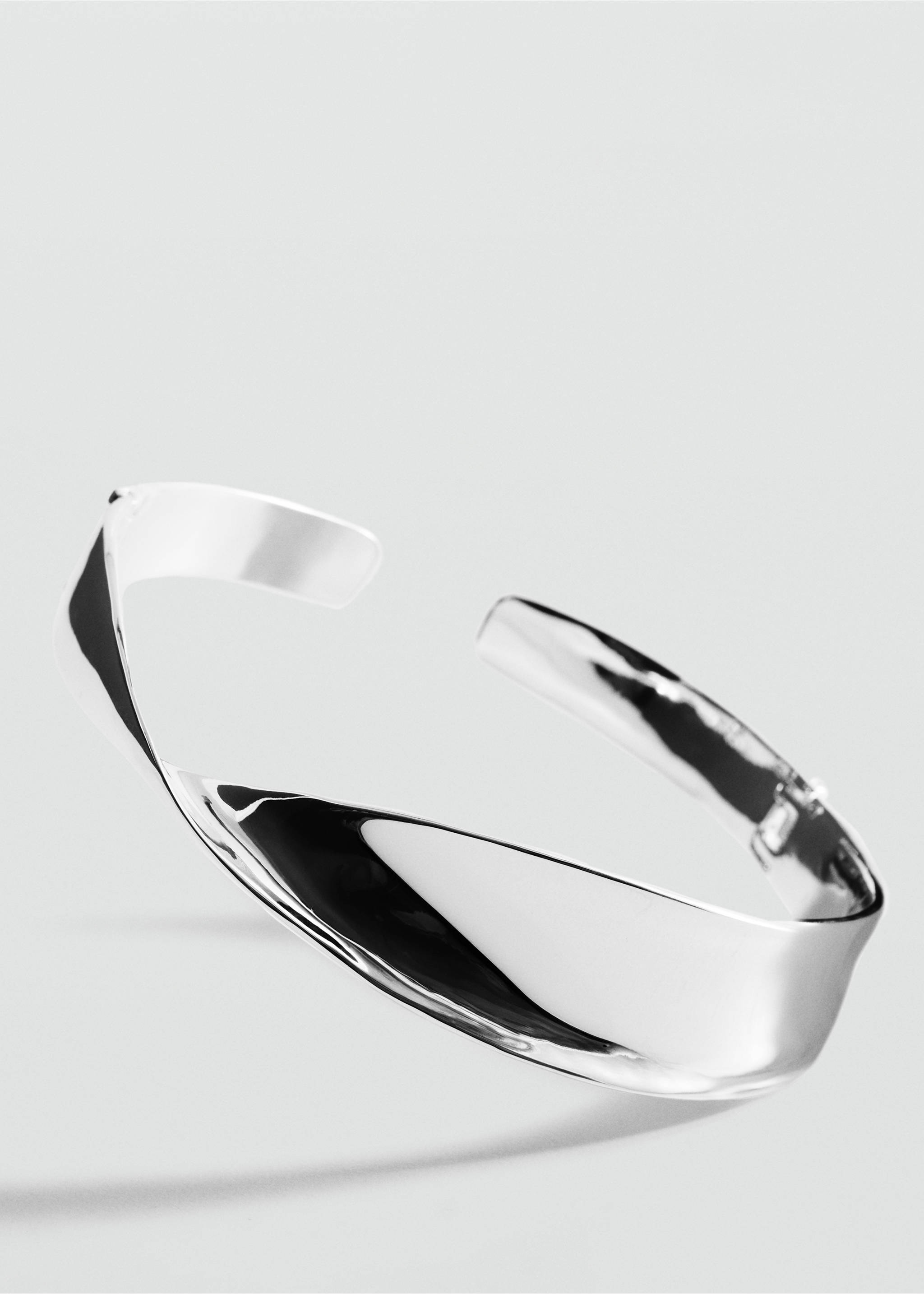 Gedraaide ombuigzame ketting - Detail van het artikel 1, Zilver. Ref: 87076363-00.